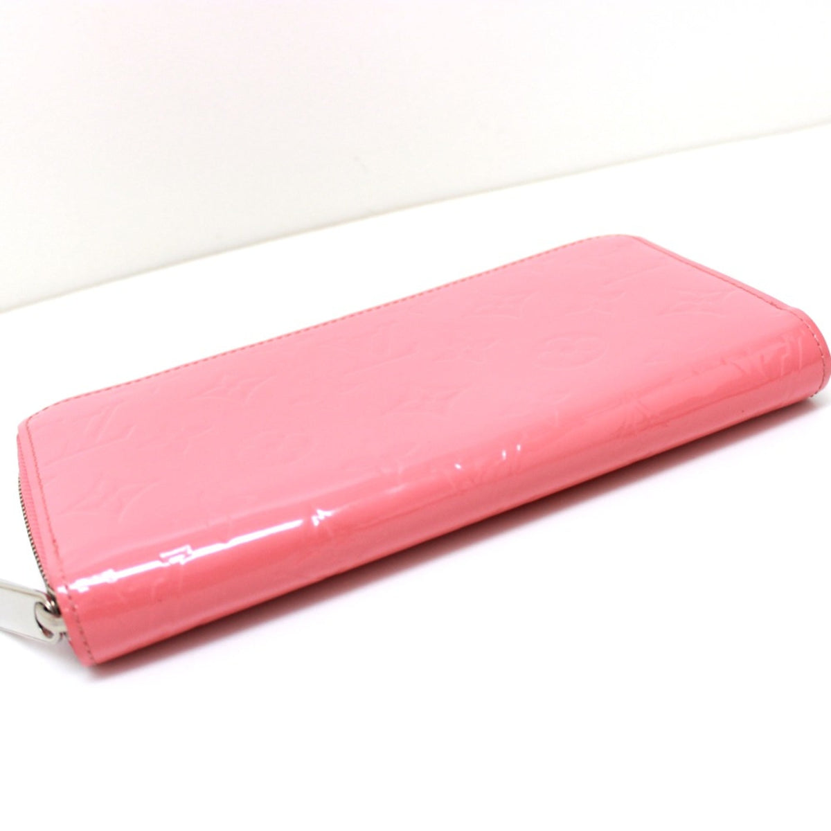 Louis Vuitton Pink Other Long Wallet (Bi-Fold) (Pre-Owned)