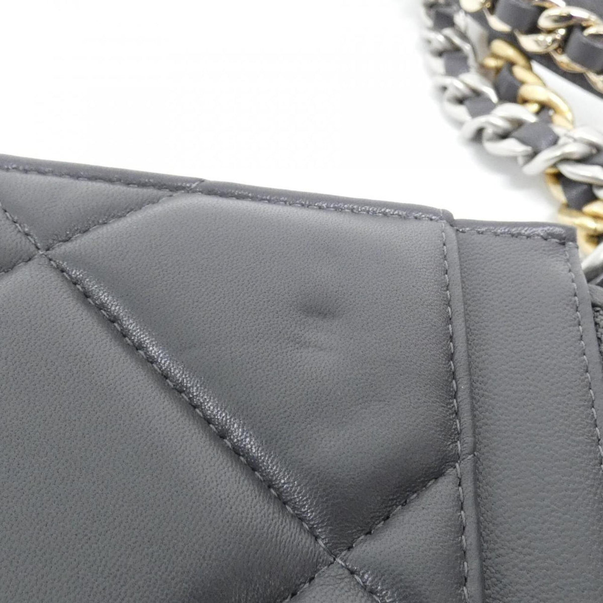 Chanel Gray Leather Chain/Shoulder Wallet (Pre-Owned)