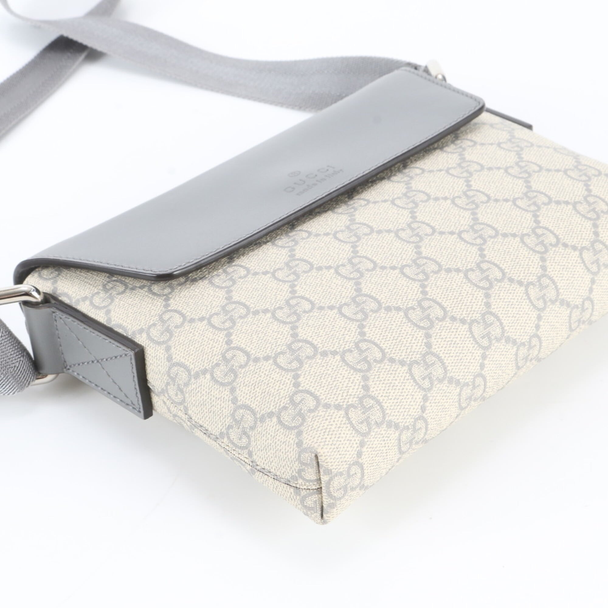 Gucci Beige Gray Leather Coated Canvas Messenger Bag Shoulder Bag (Pre-Owned)