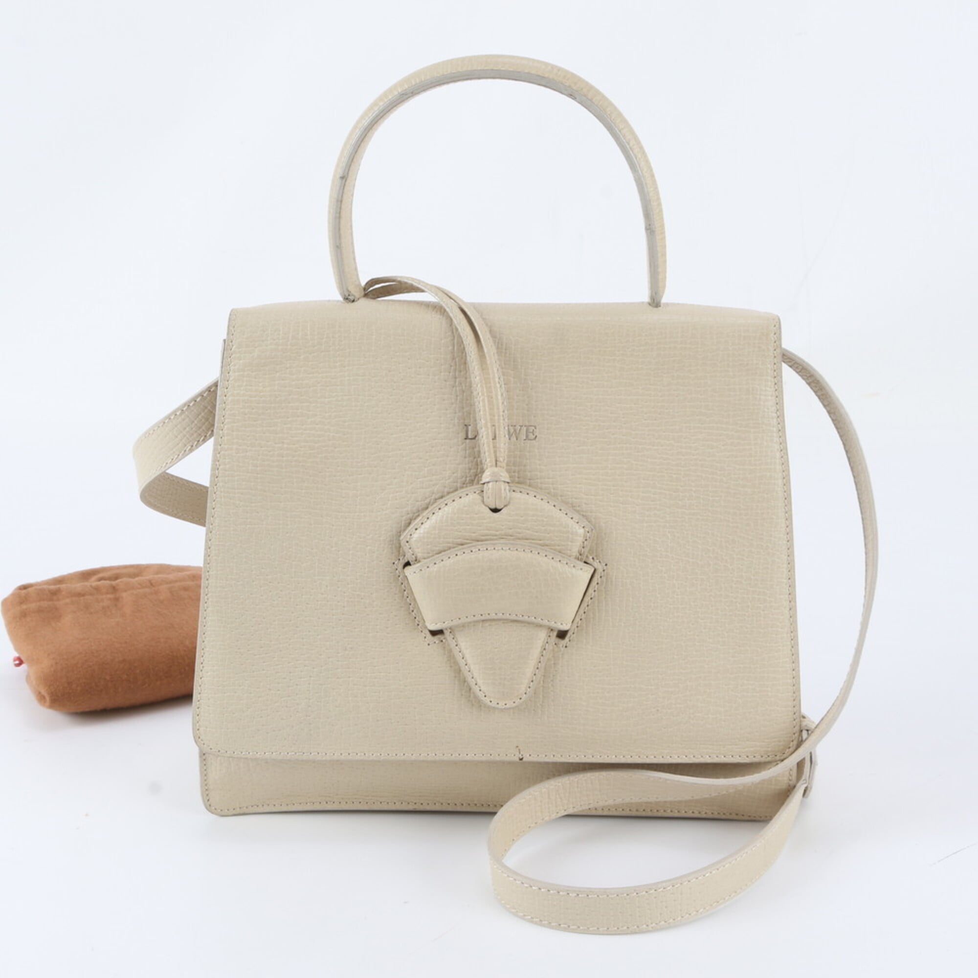 Loewe Barcelona Ivory Leather Handbag Shoulder Bag (Pre-Owned)