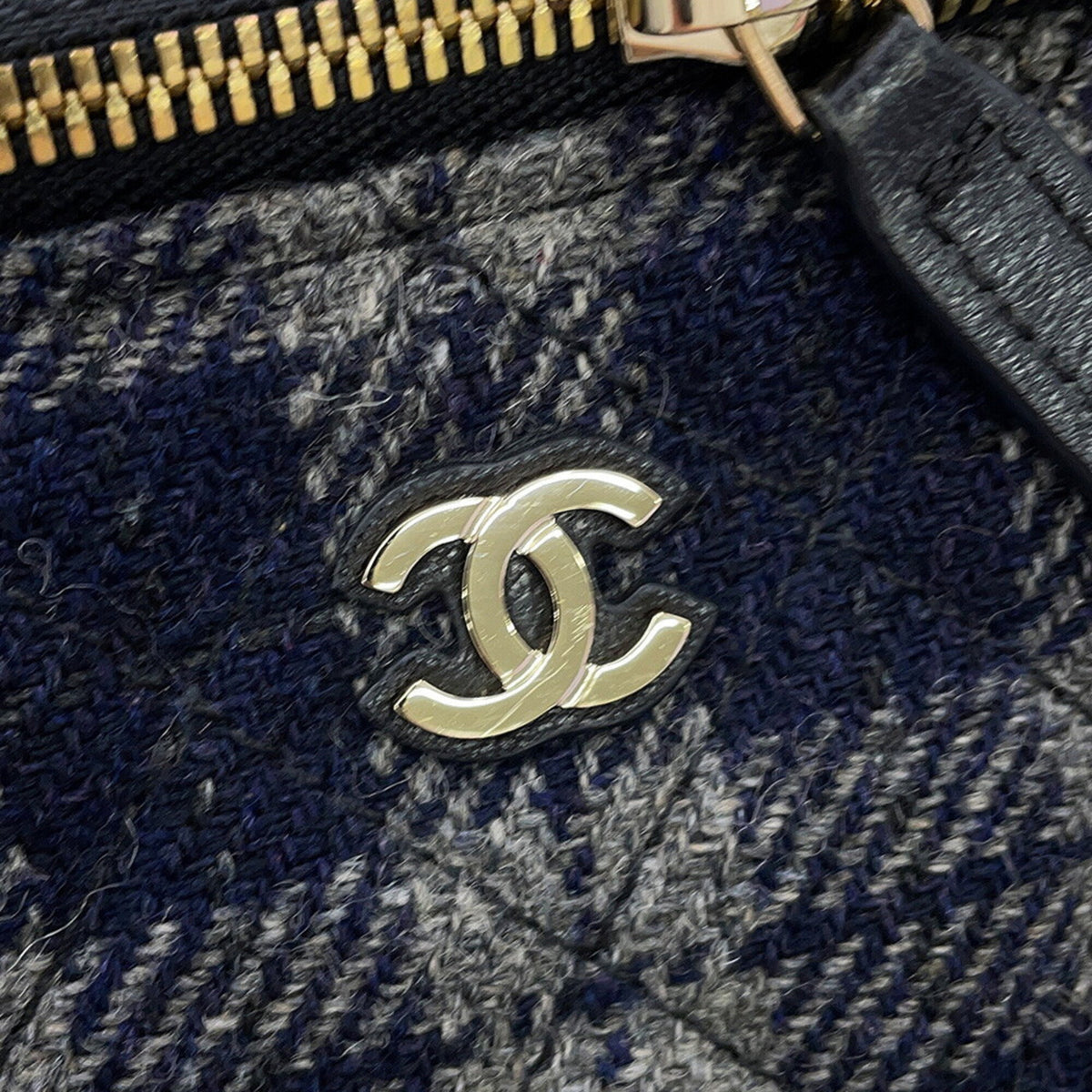 Chanel Gray Navy Tweed Leather Handbag Shoulder Bag (Pre-Owned)