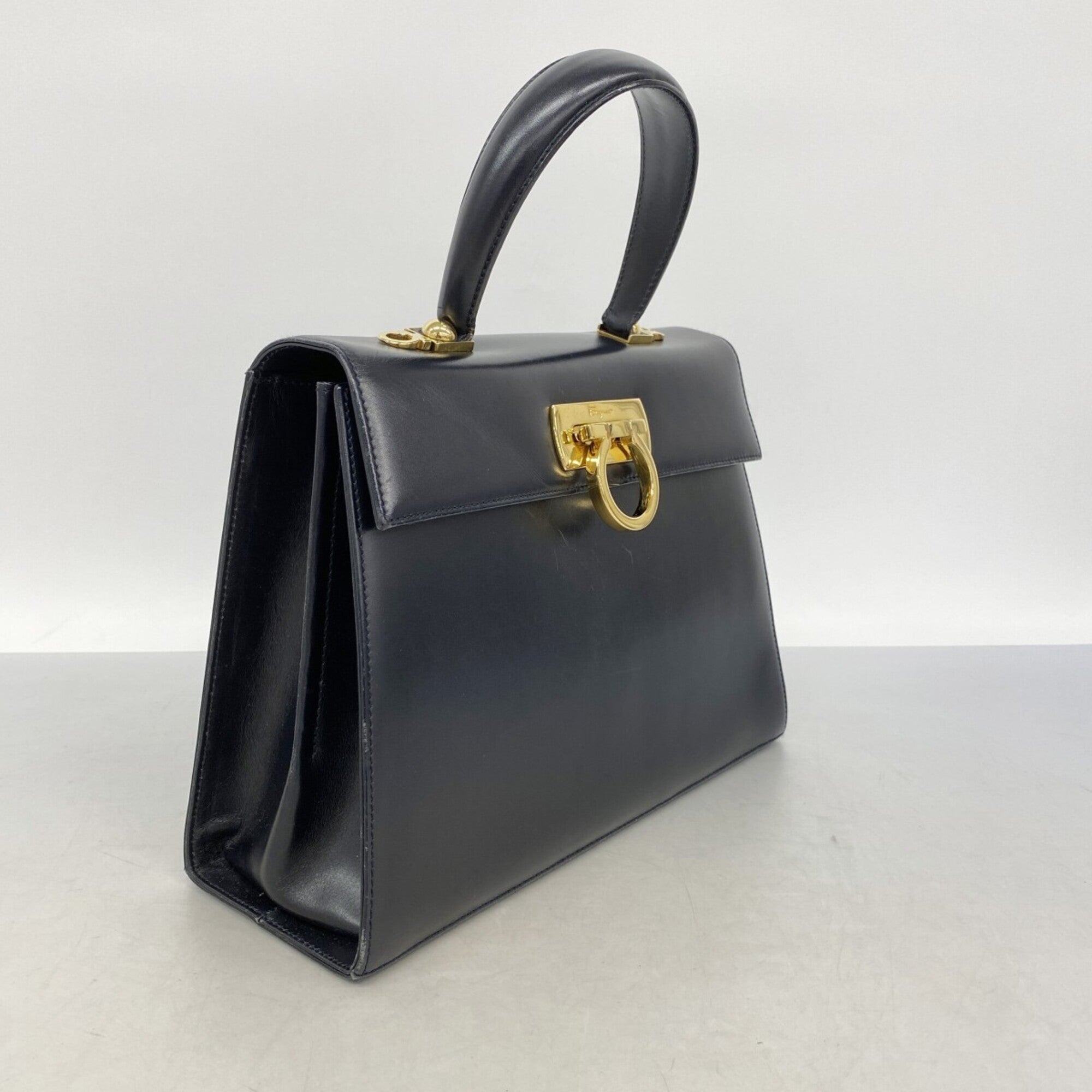 Salvatore Ferragamo Navy Leather Handbag (Pre-Owned)