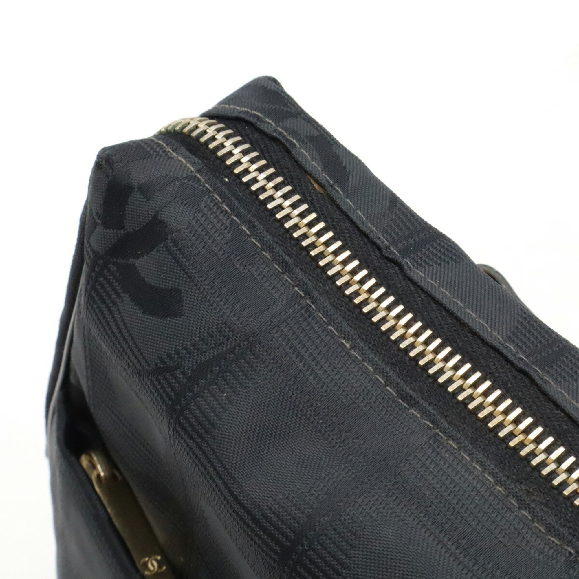 Chanel Black Nylon Jacquard Leather Pochette Shoulder Bag (Pre-Owned)