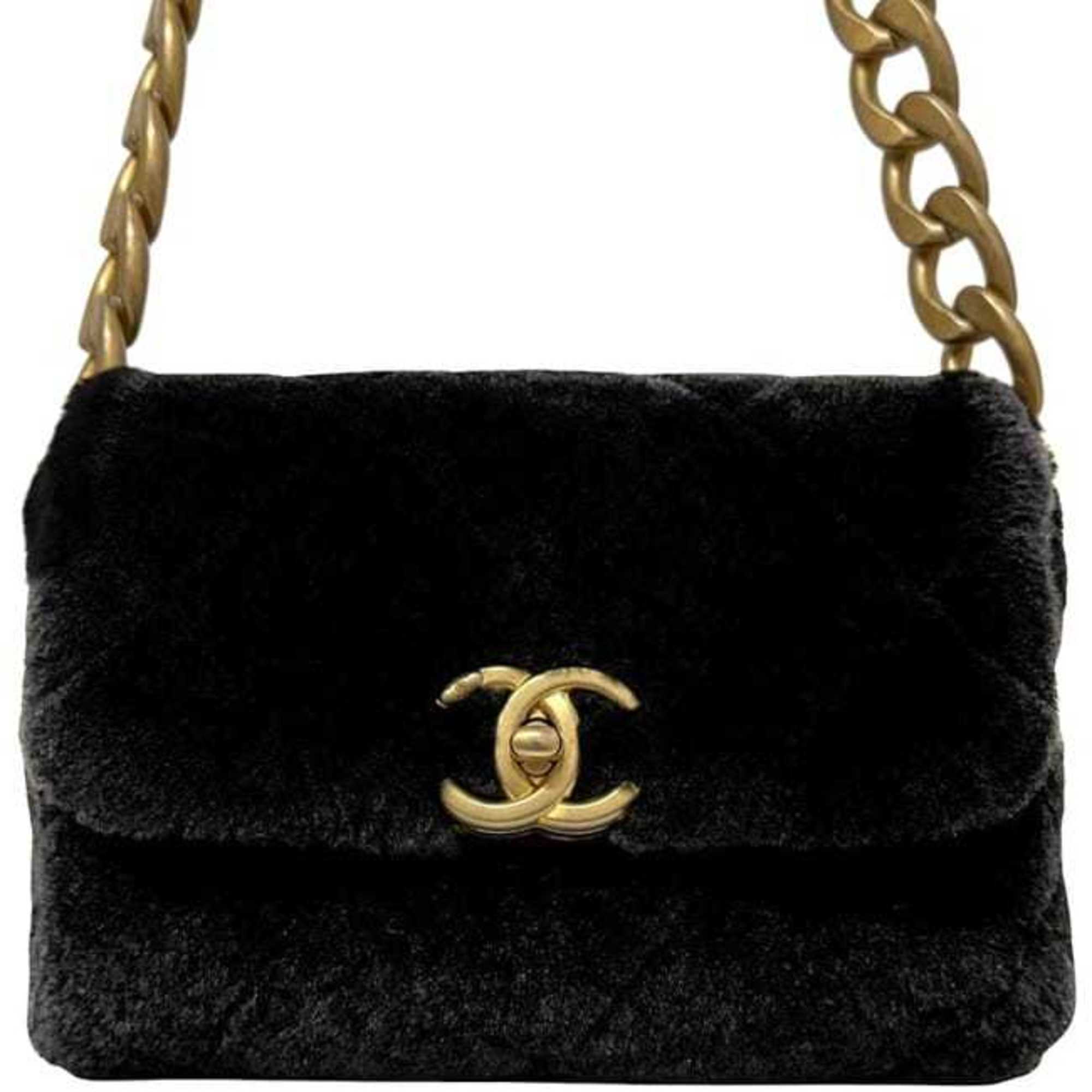 Chanel Black Fur Shoulder Bag (Pre-Owned)