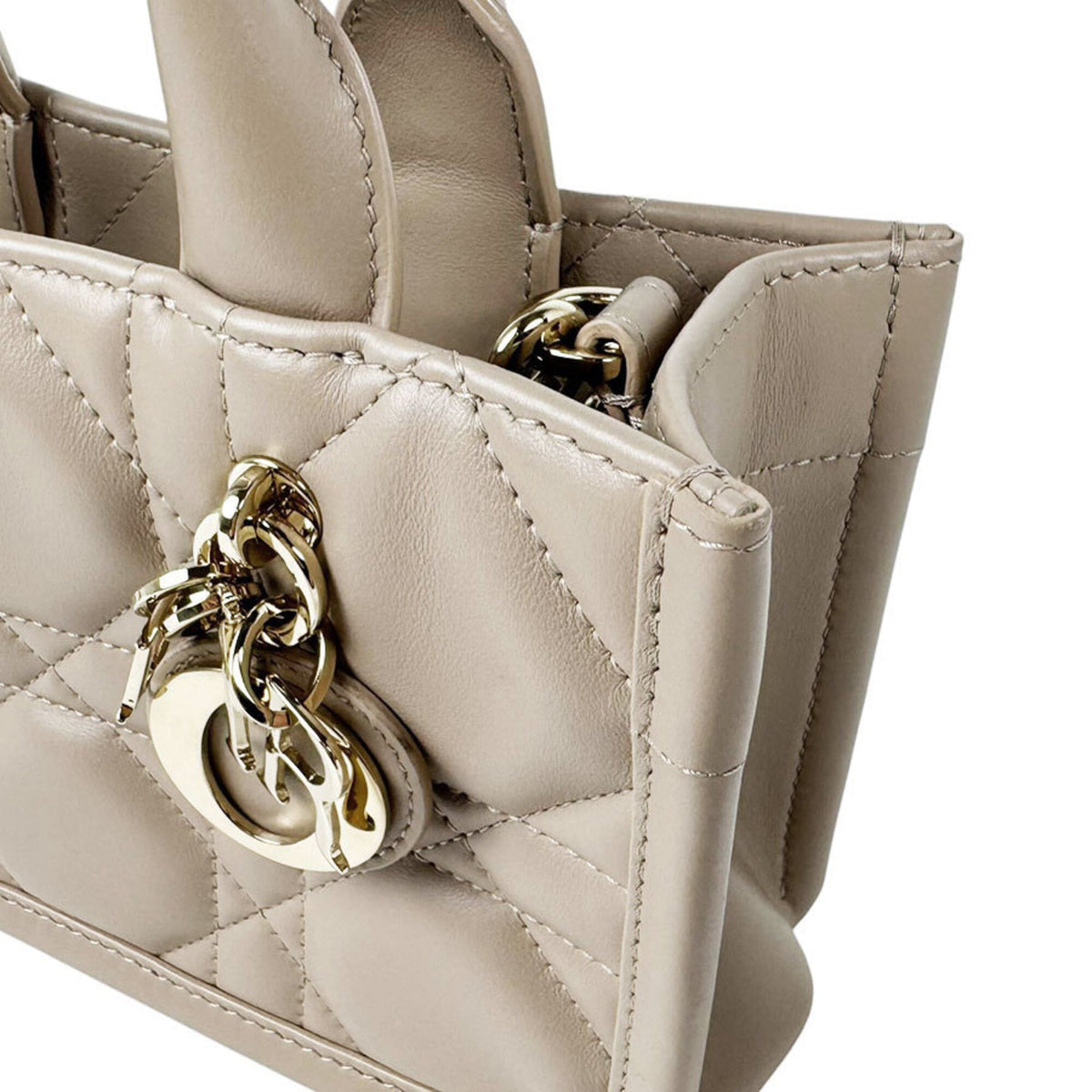 Christian Dior Beige Leather Handbag Shoulder Bag (Pre-Owned)