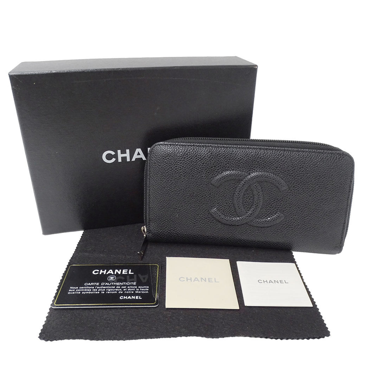 Chanel Black Grained Calfskin Long Wallet (Bi-Fold) (Pre-Owned)