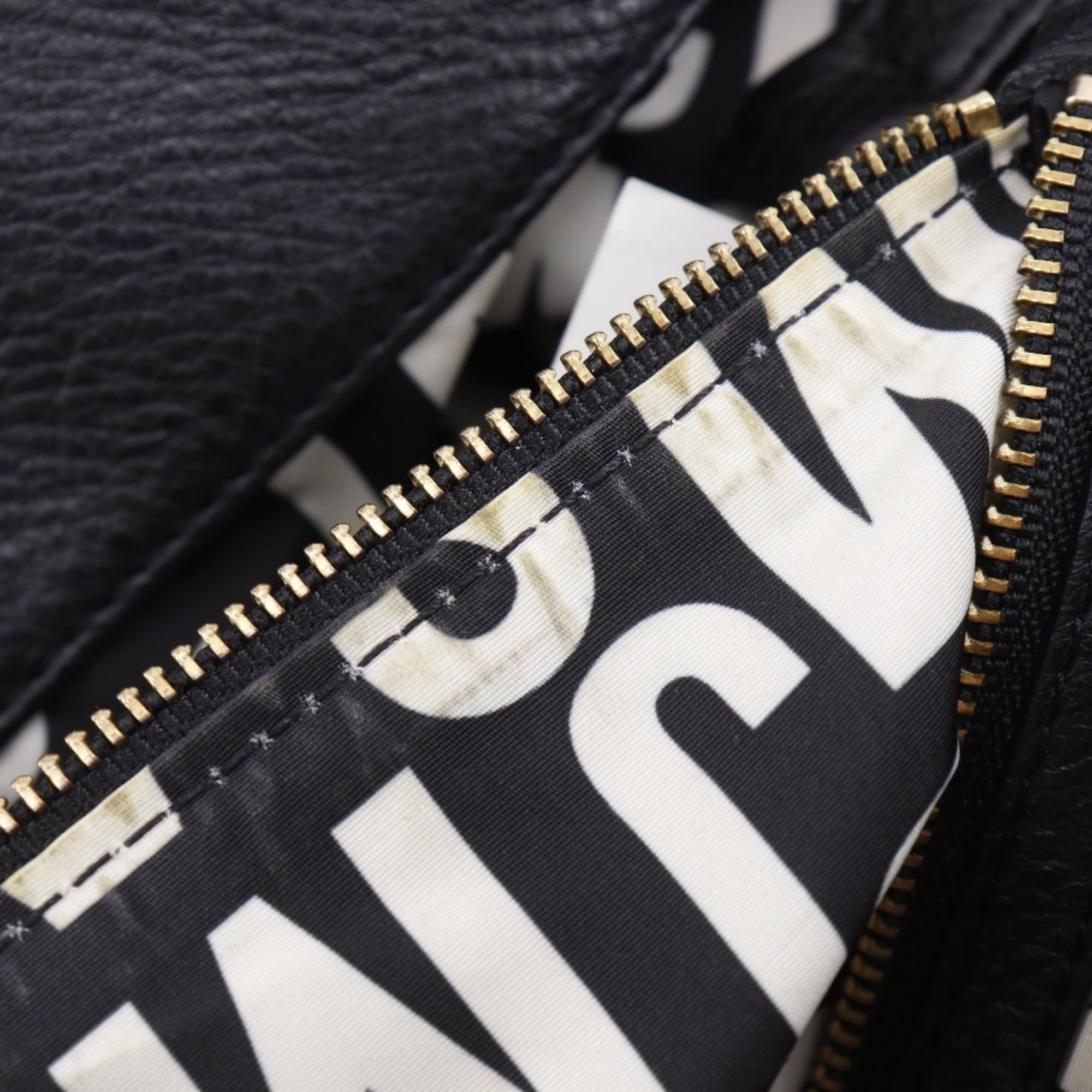 Marc By Marc Jacobs Black Leather Tote Bag (Pre-Owned)