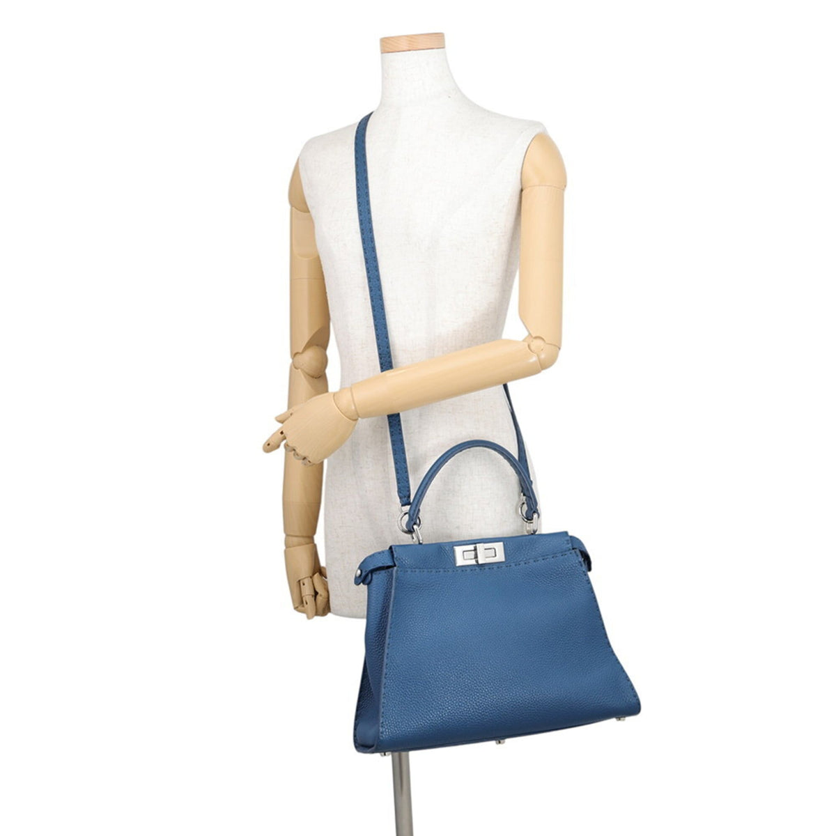 Fendi Peekaboo Blue Leather Handbag Shoulder Bag (Pre-Owned)