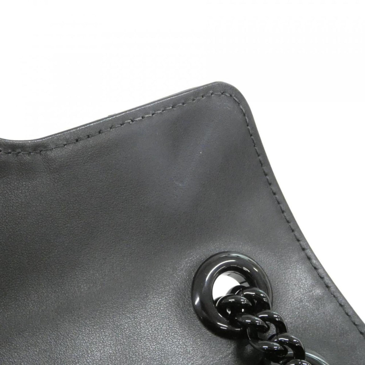 Gucci Black Quilting Leather Shoulder Bag (Pre-Owned)