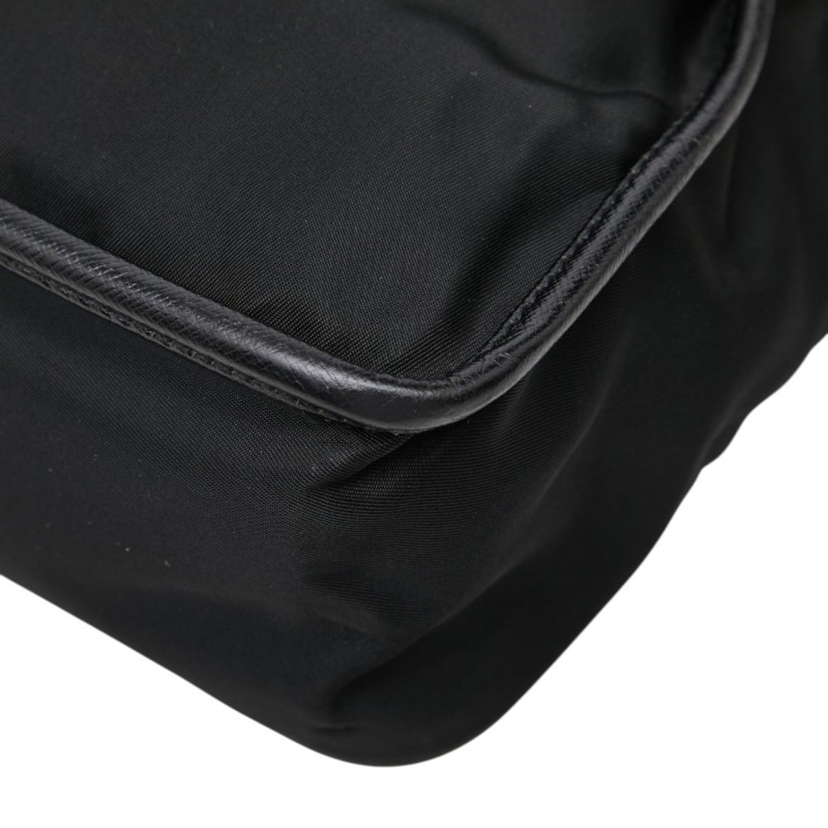 Prada Black Nylon Shoulder Bag (Pre-Owned)
