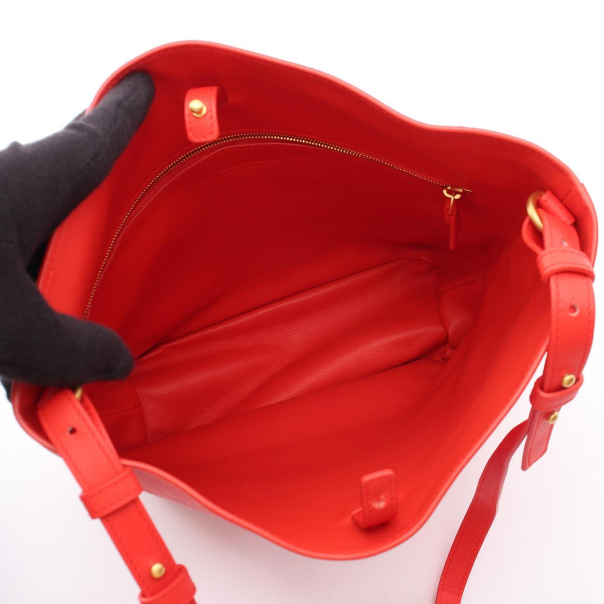 Bottega Veneta Red Color Leather Handbag Shoulder Bag (Pre-Owned)