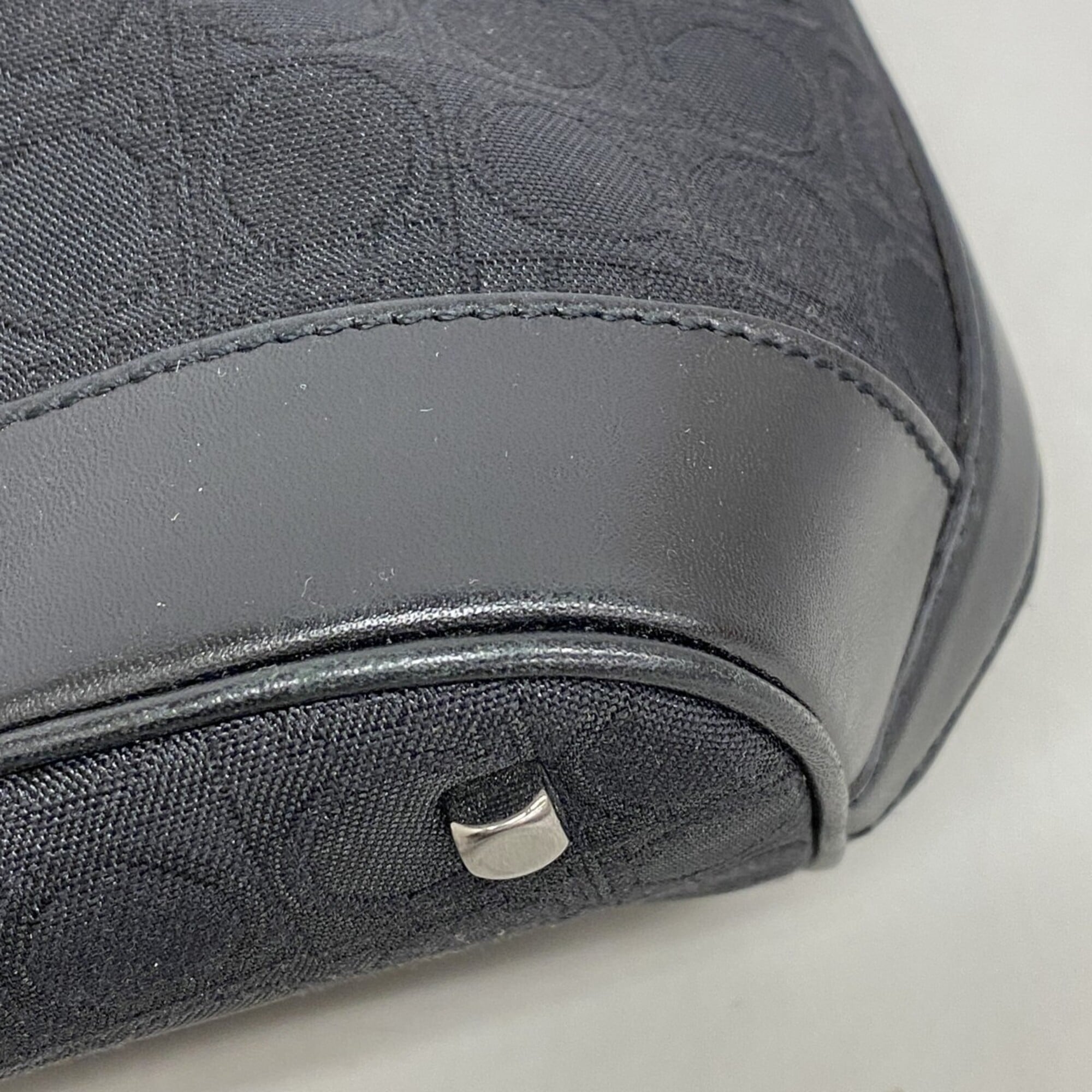 Salvatore Ferragamo Black Canvas Shoulder Bag (Pre-Owned)