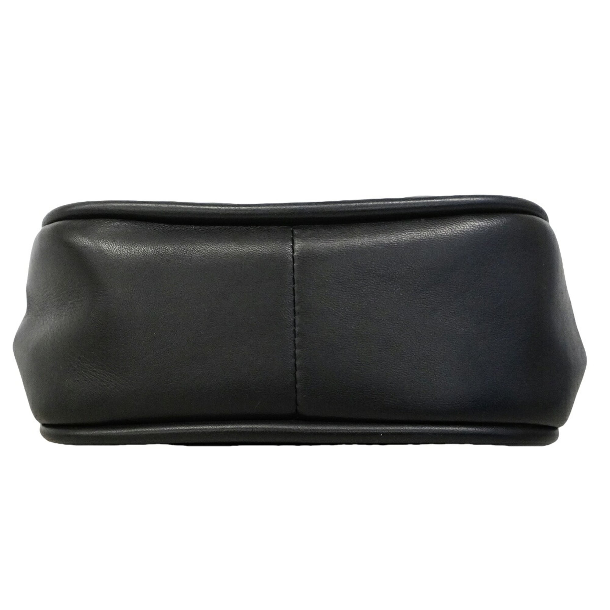 Chanel Black Leather Handbag (Pre-Owned)