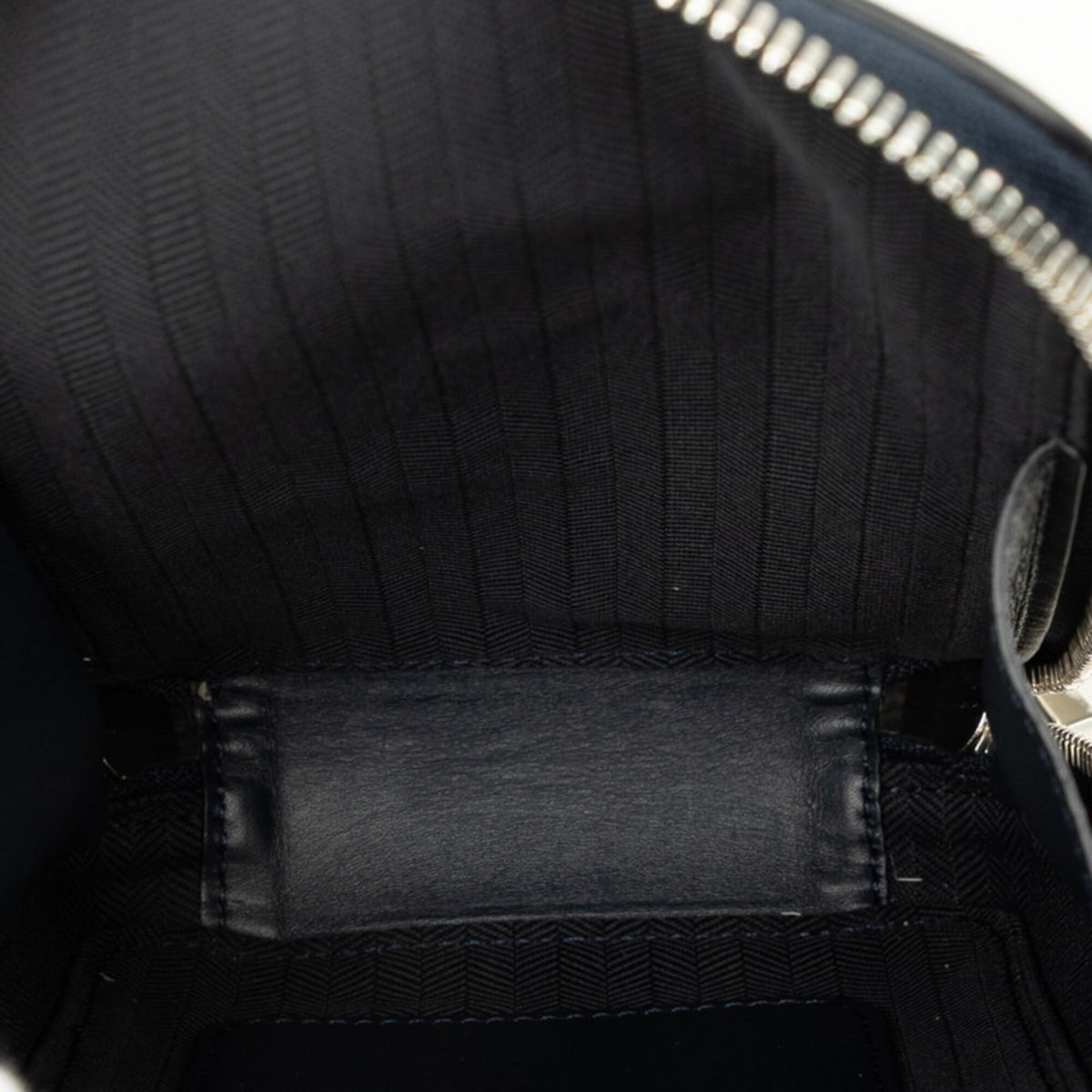 Loewe Navy Leather Shoulder Bag (Pre-Owned)
