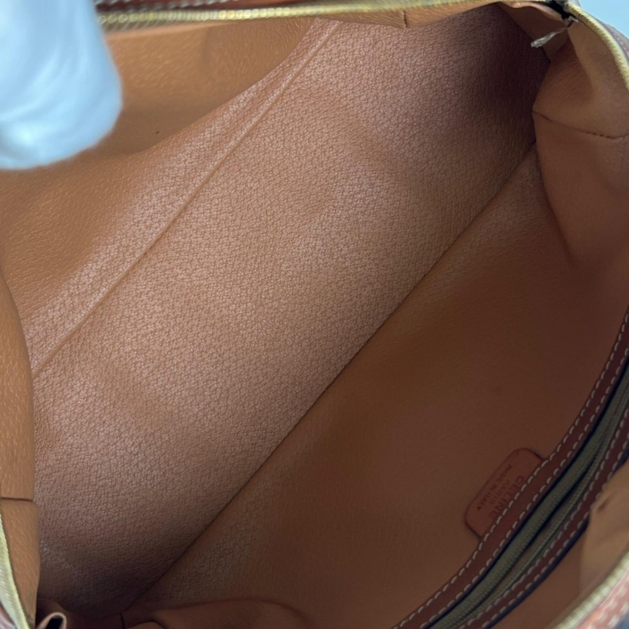 Celine Brown Leather Shoulder Bag (Pre-Owned)