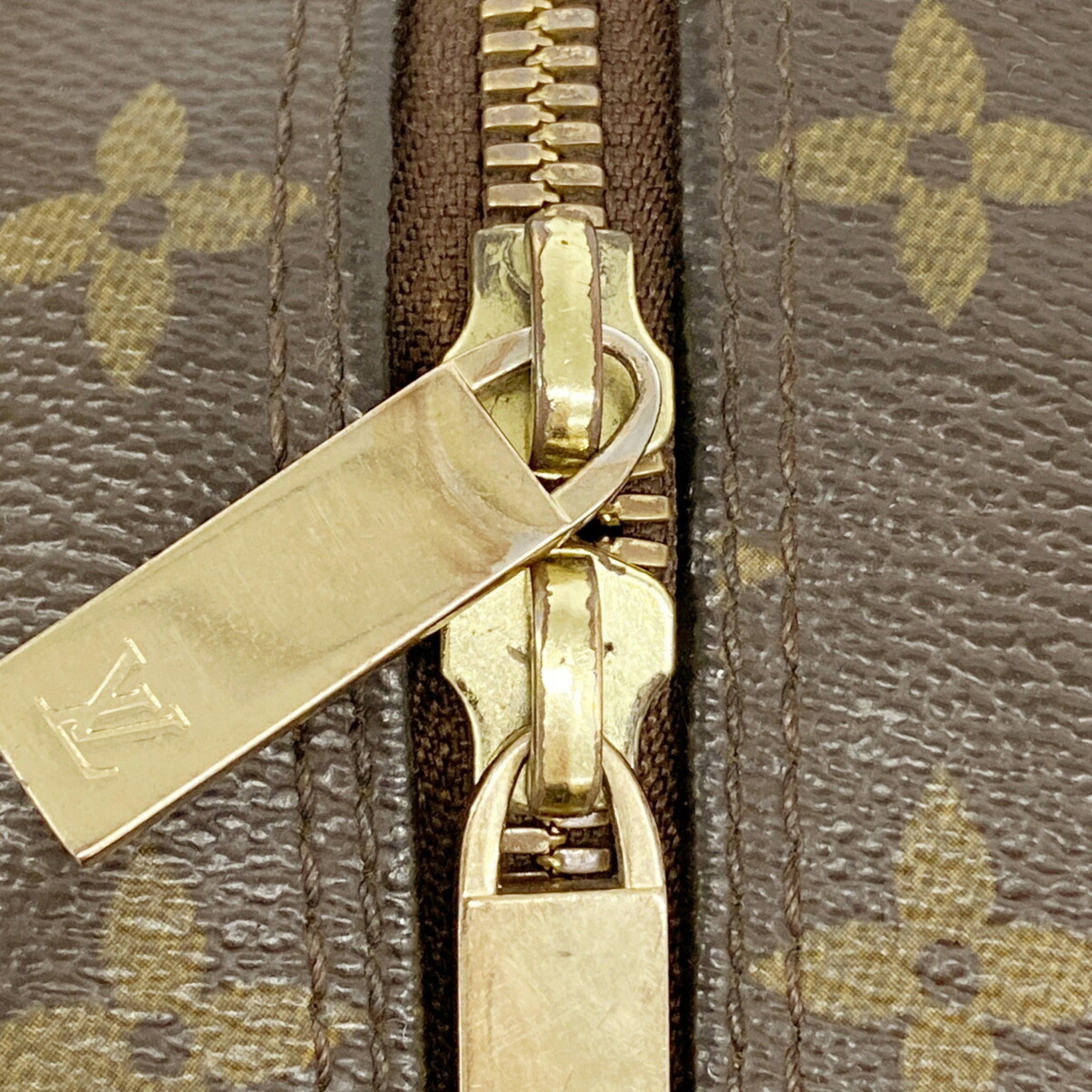 Louis Vuitton Brown Shoulder Bag (Pre-Owned)