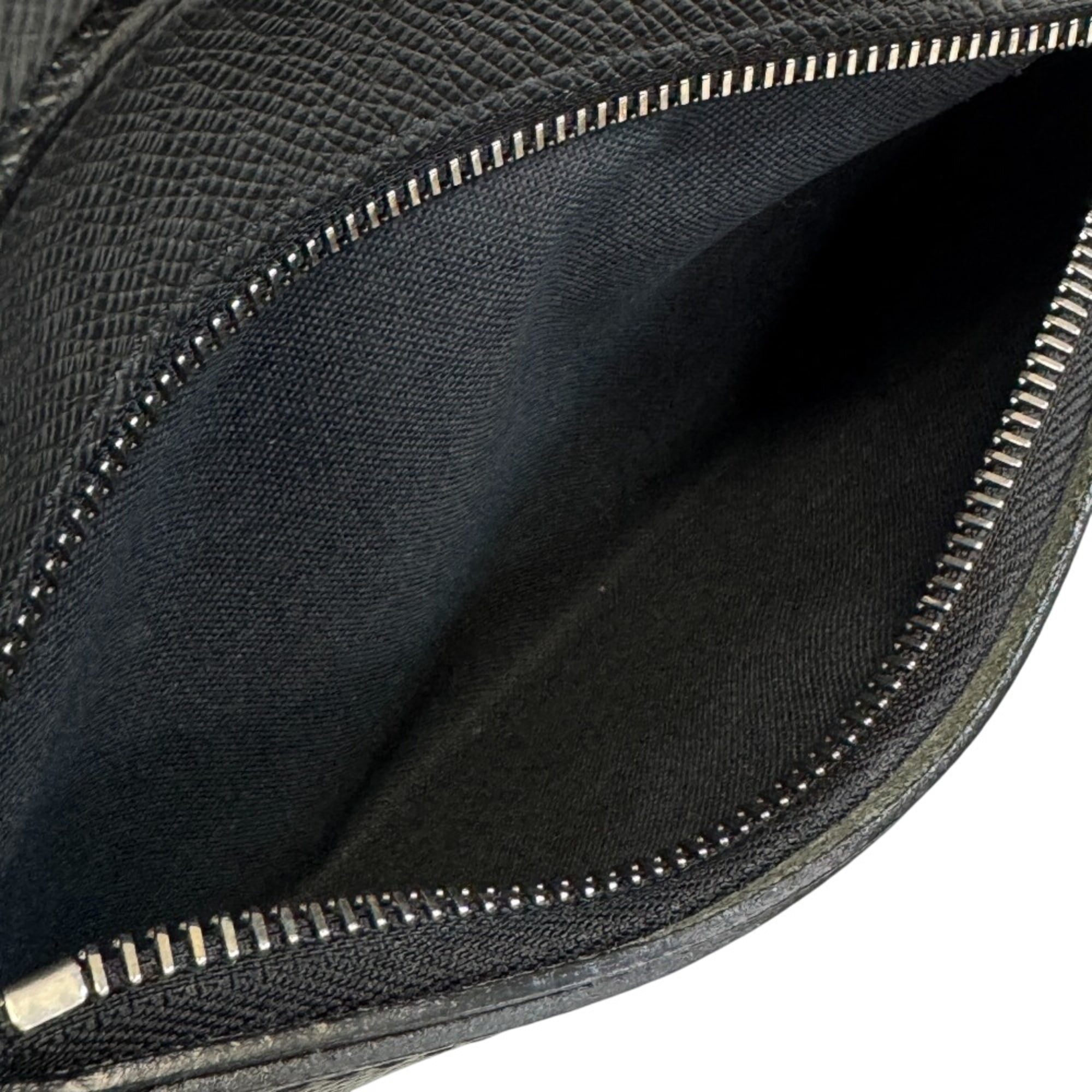 Louis Vuitton Ardoise Black Taiga Leather Clutch Bag Pouch (Pre-Owned)