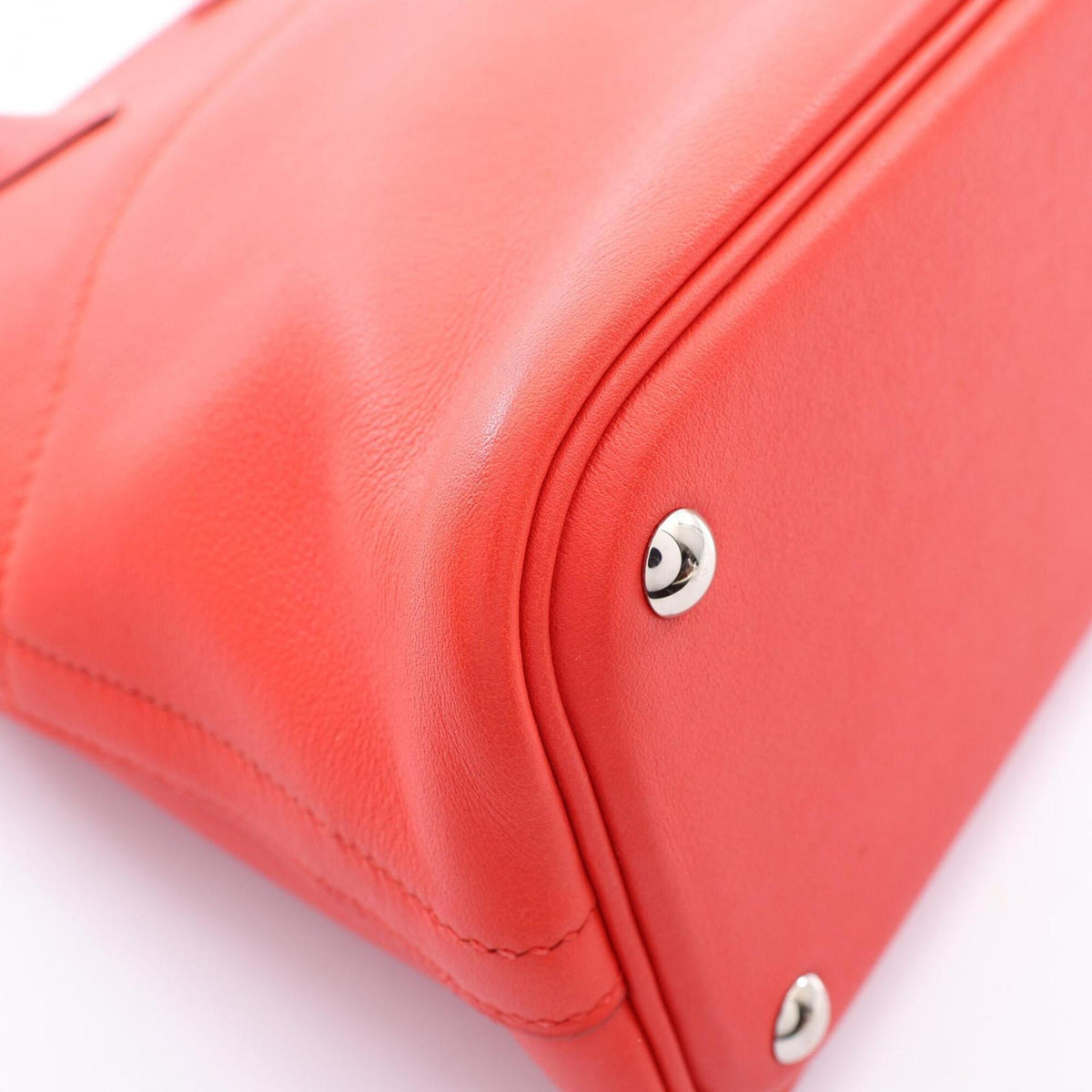 Hermes Red Color Swift Leather Handbag (Pre-Owned)