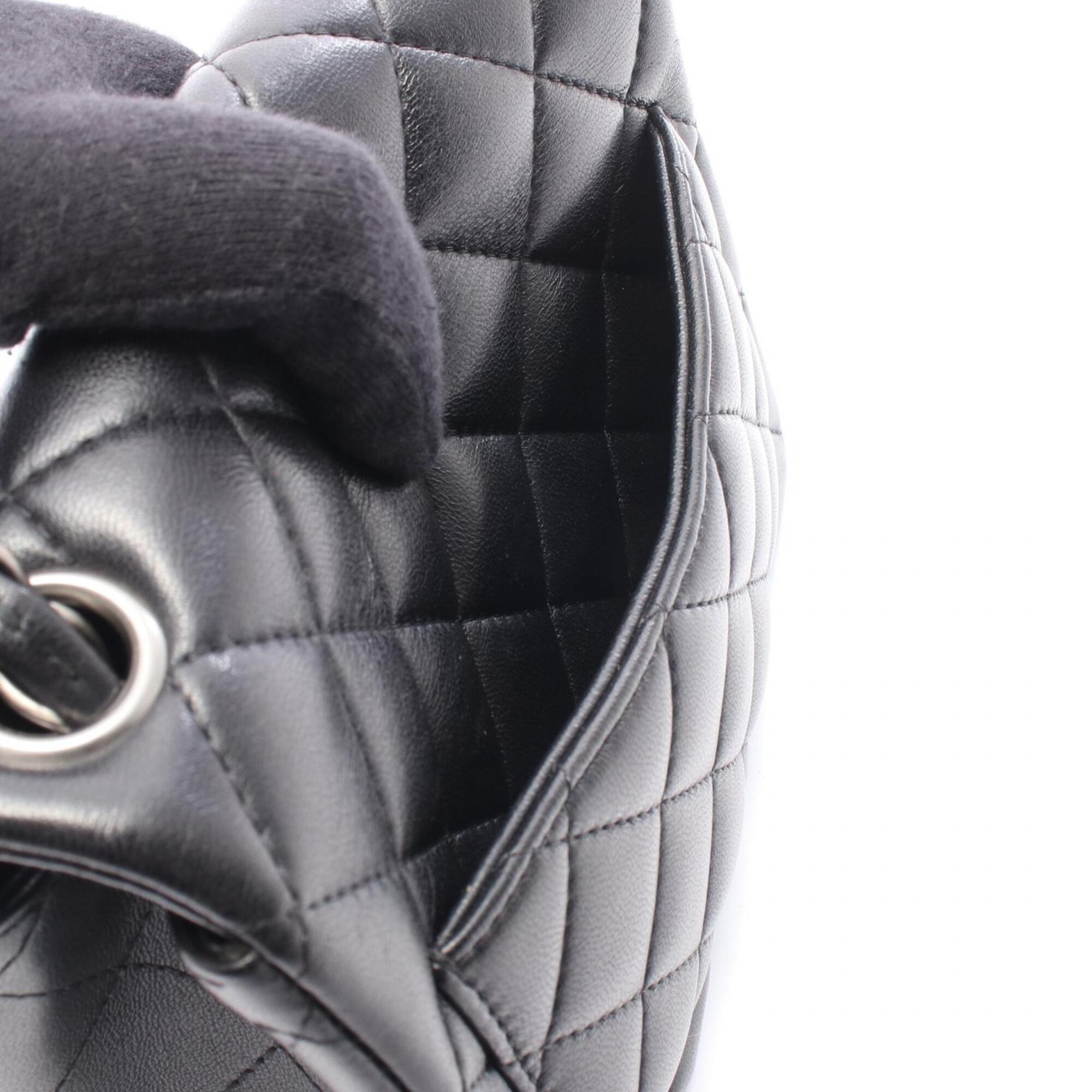Chanel Black Leather Handbag Shoulder Bag (Pre-Owned)