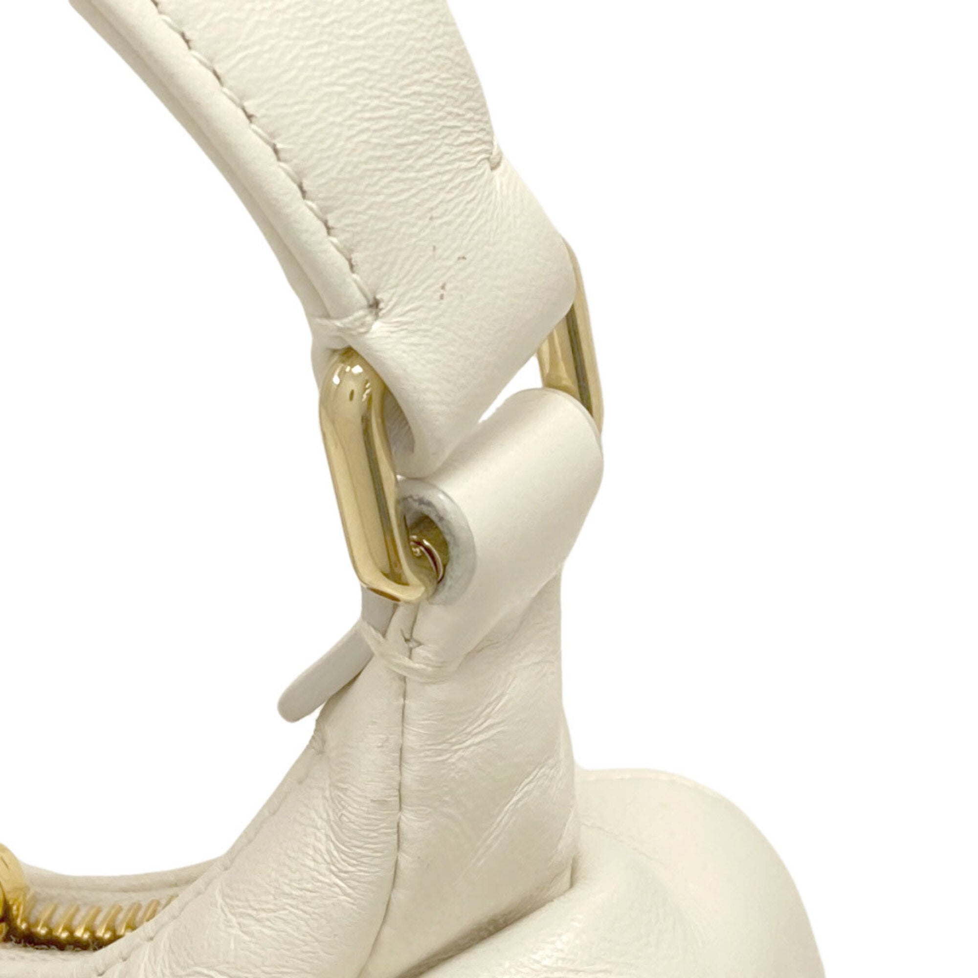 Miu Miu White Leather Handbag (Pre-Owned)
