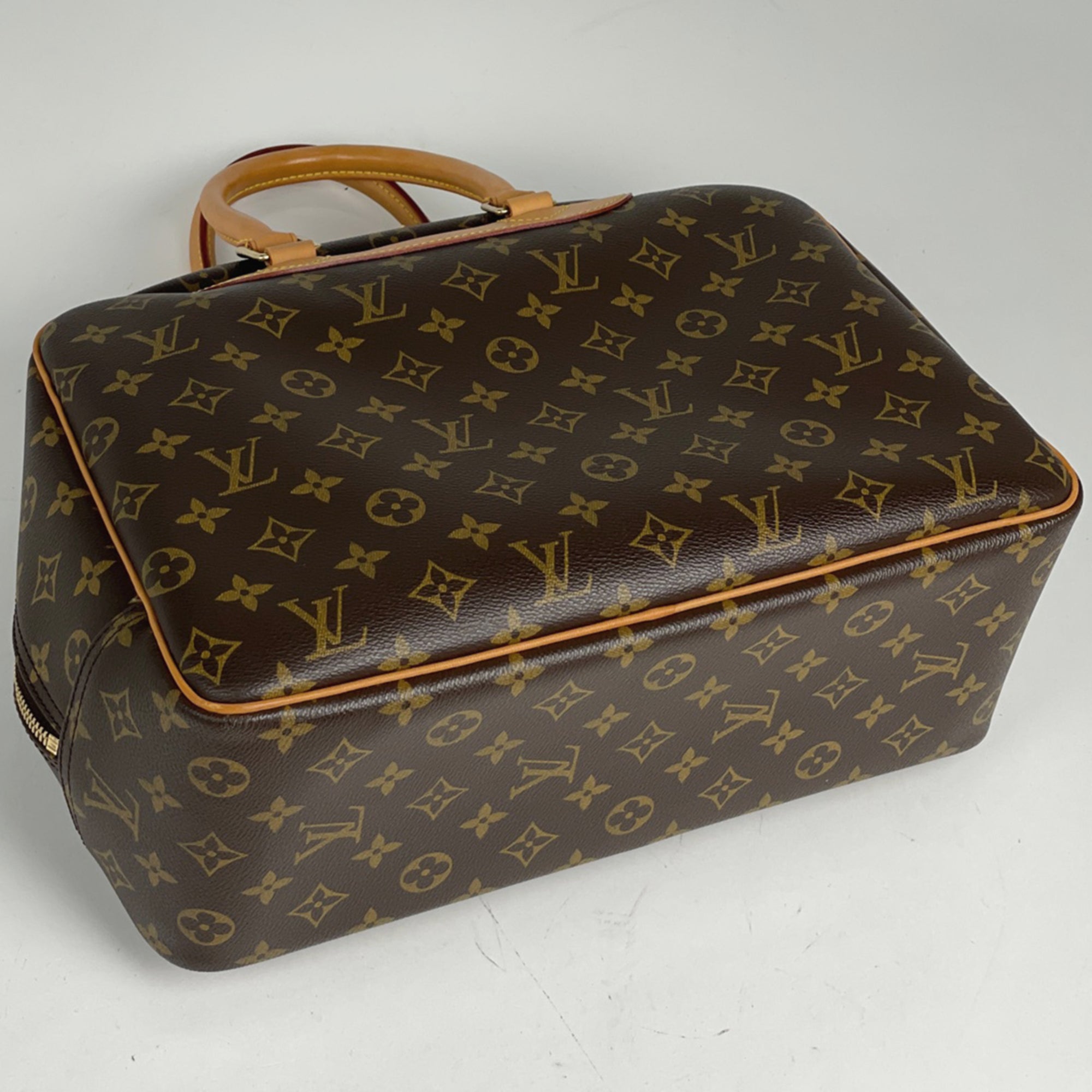 Louis Vuitton Brown Monogram Monogram Handbag (Pre-Owned)