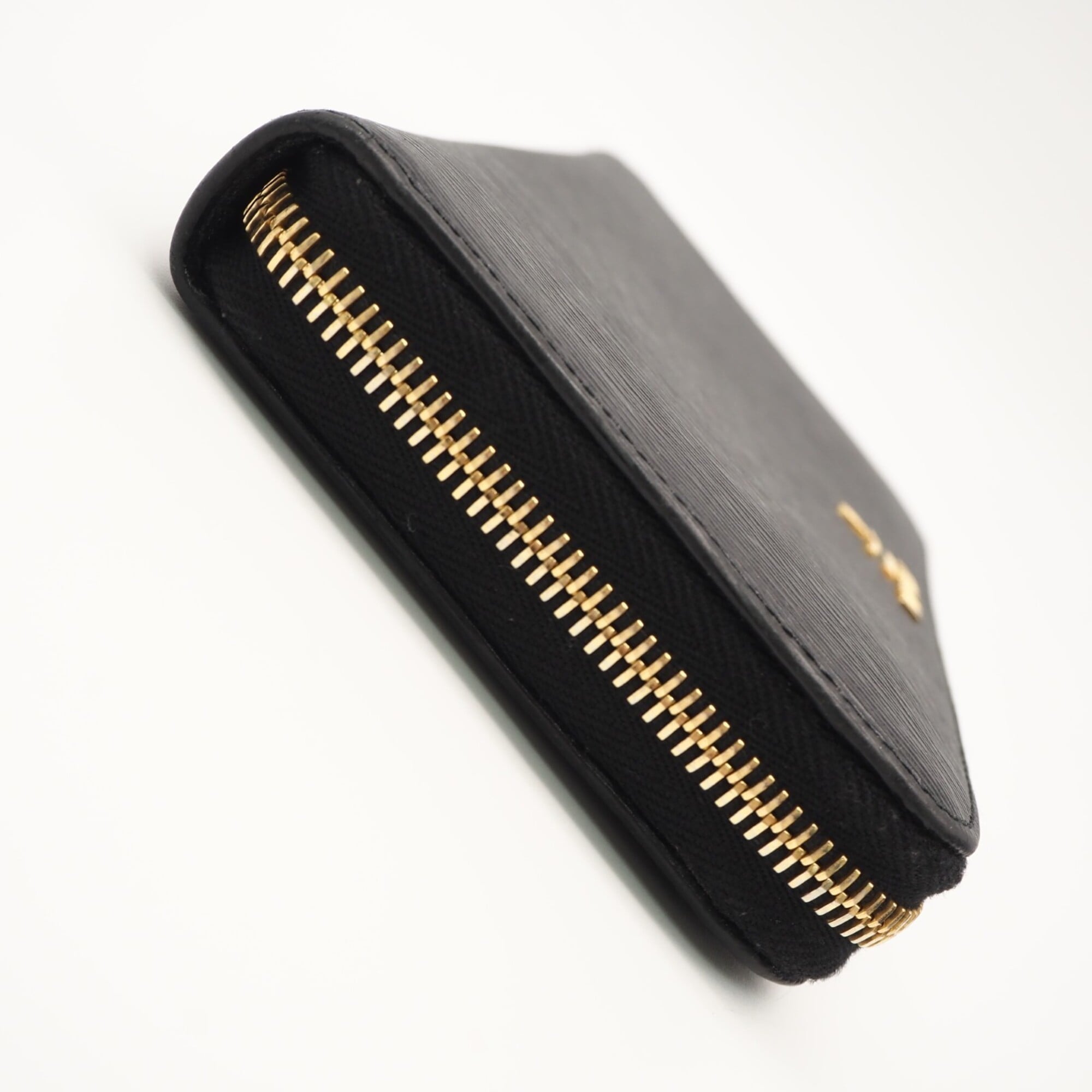 Prada Black Long Wallet (Bi-Fold) (Pre-Owned)