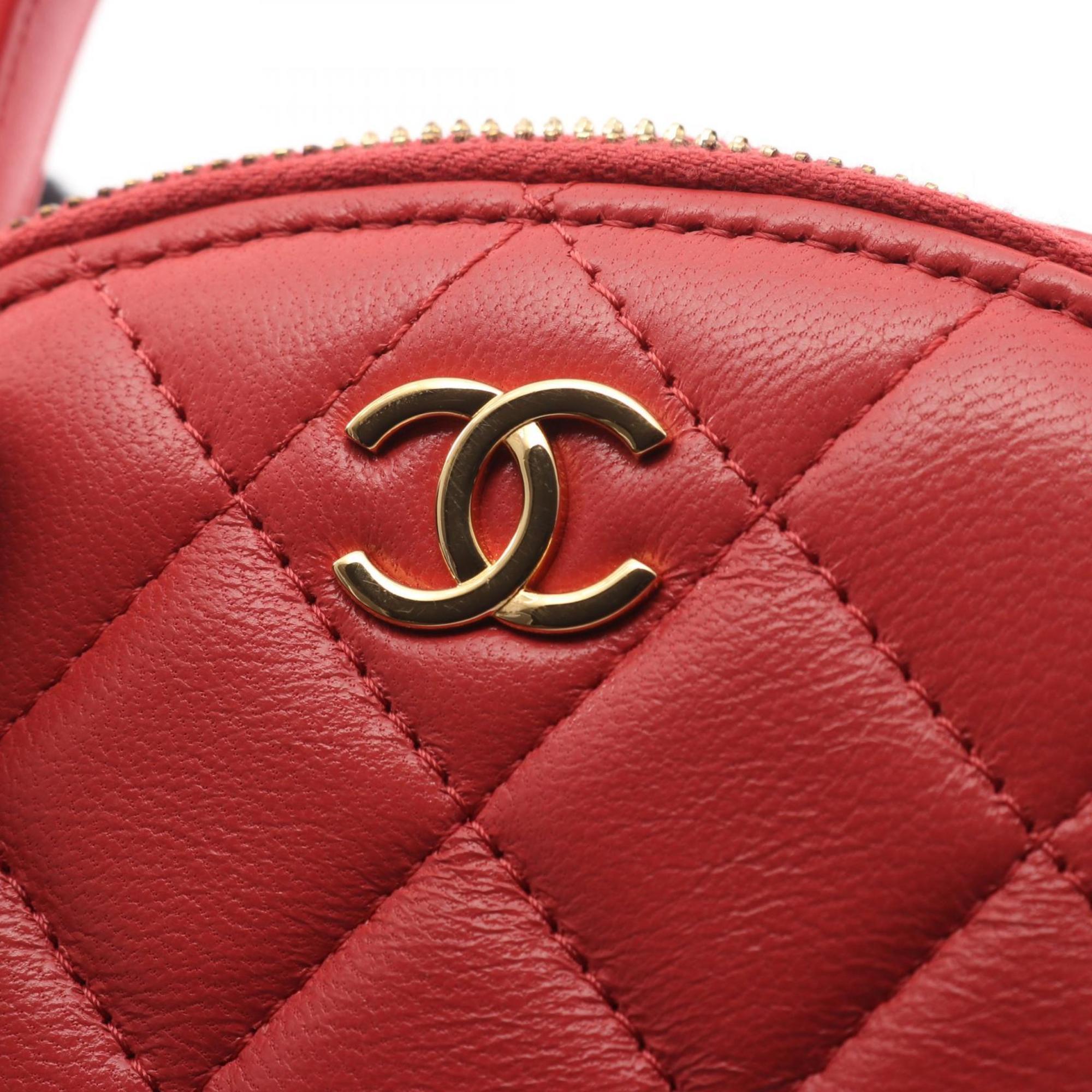 Chanel Pink Leather Shoulder Bag (Pre-Owned)