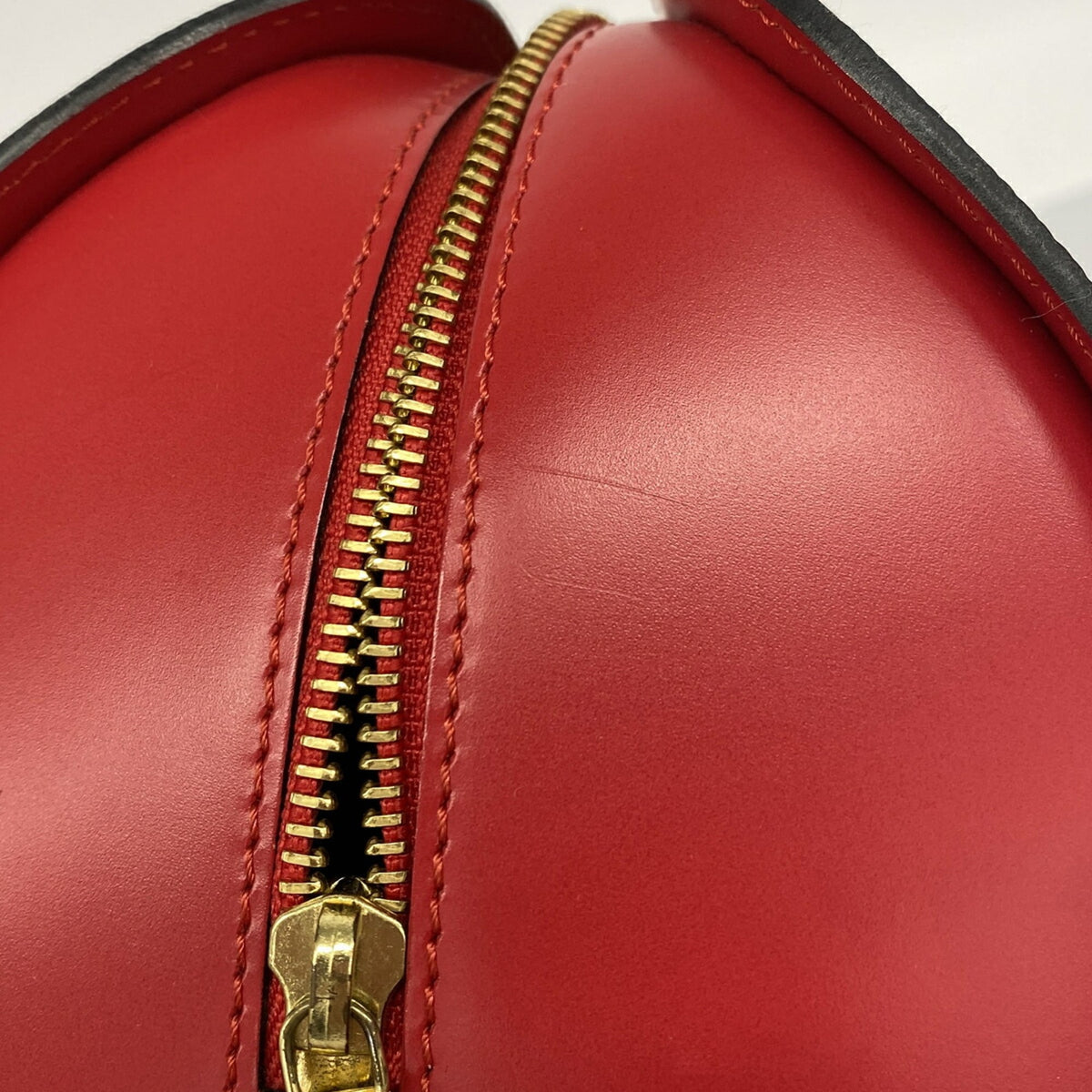 Louis Vuitton Castilian Red Handbag (Pre-Owned)