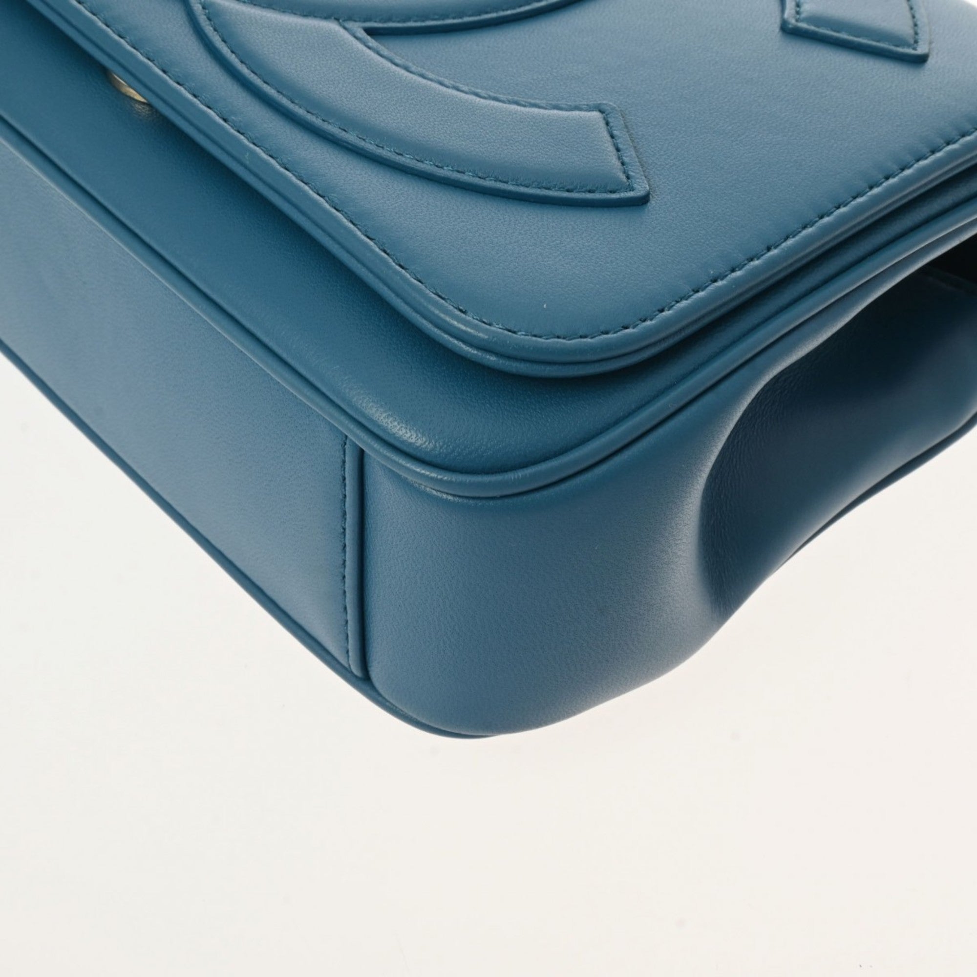 Chanel Blue Leather Shoulder Bag (Pre-Owned)
