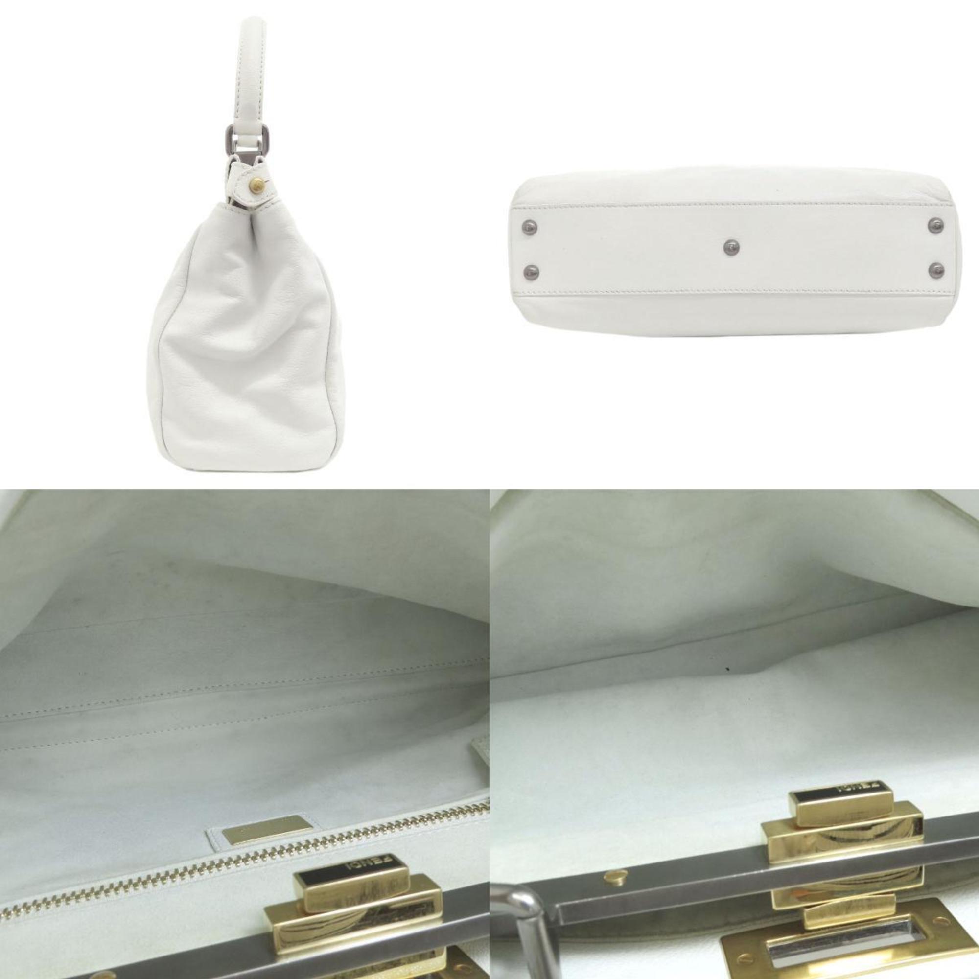 Fendi White Leather Handbag (Pre-Owned)