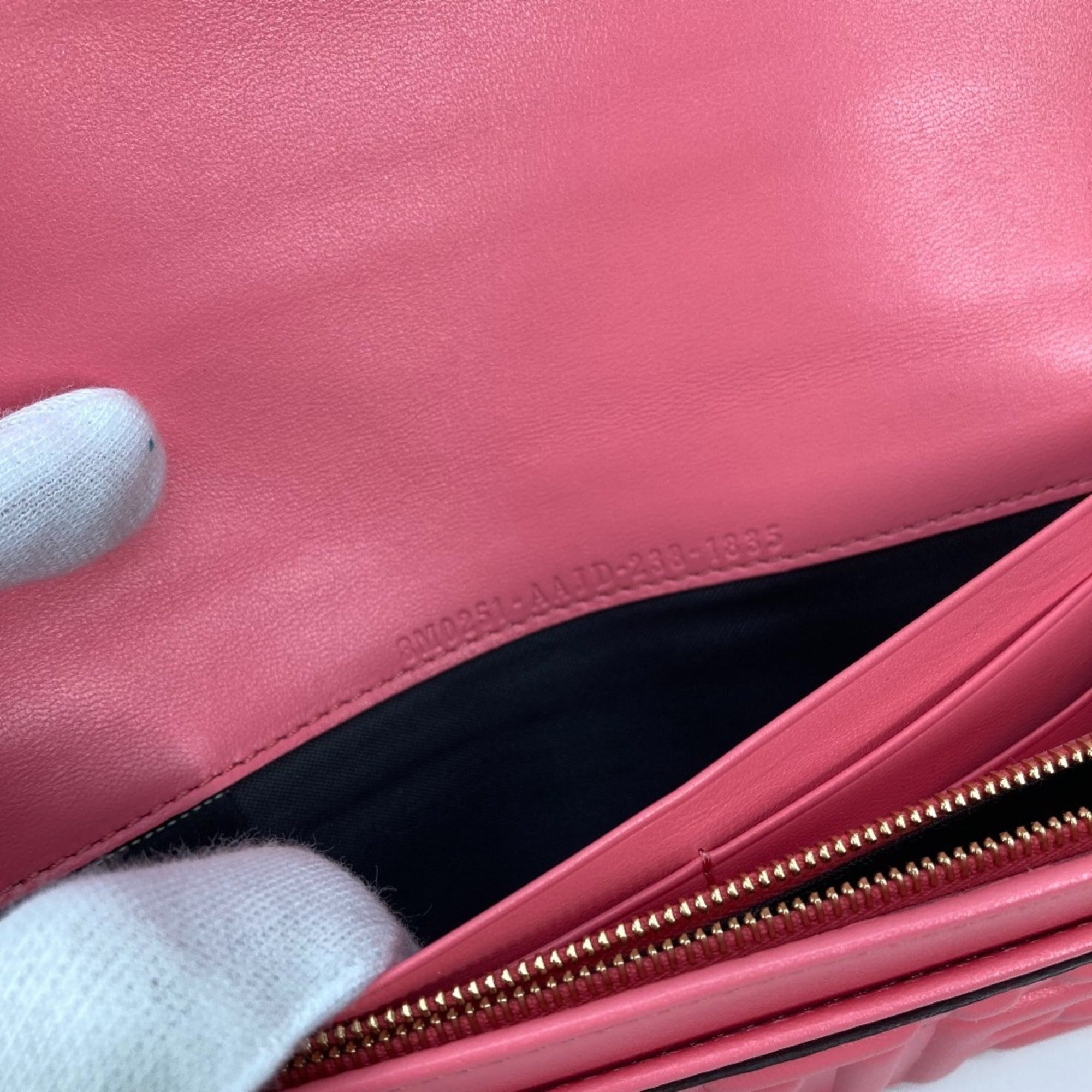 Fendi Pink Leather Long Wallet (Bi-Fold) (Pre-Owned)