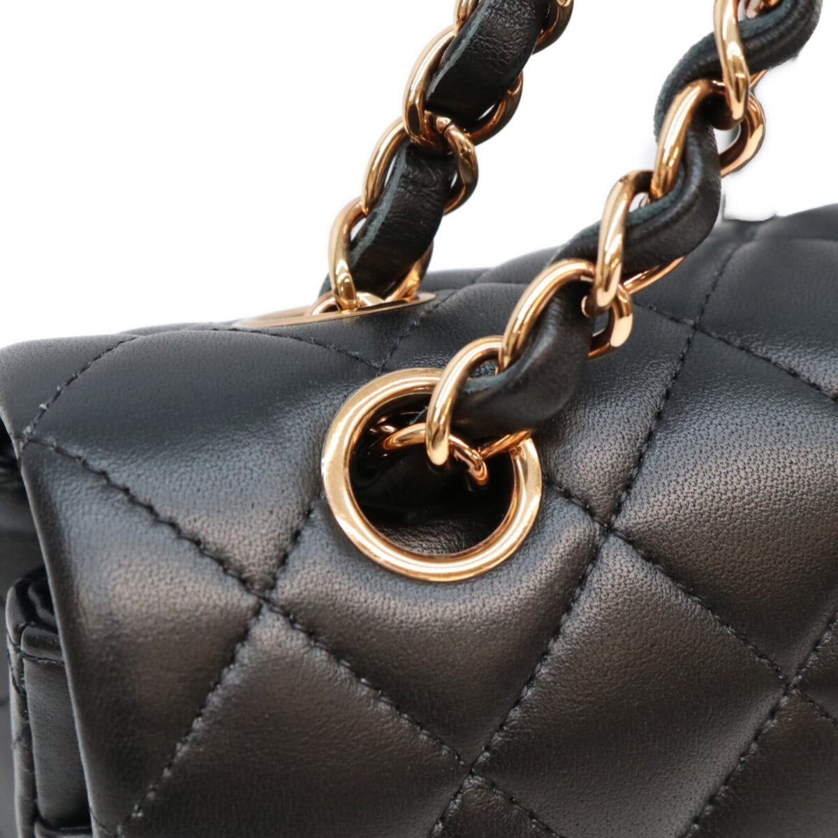 Chanel Black Leather Shoulder Bag (Pre-Owned)