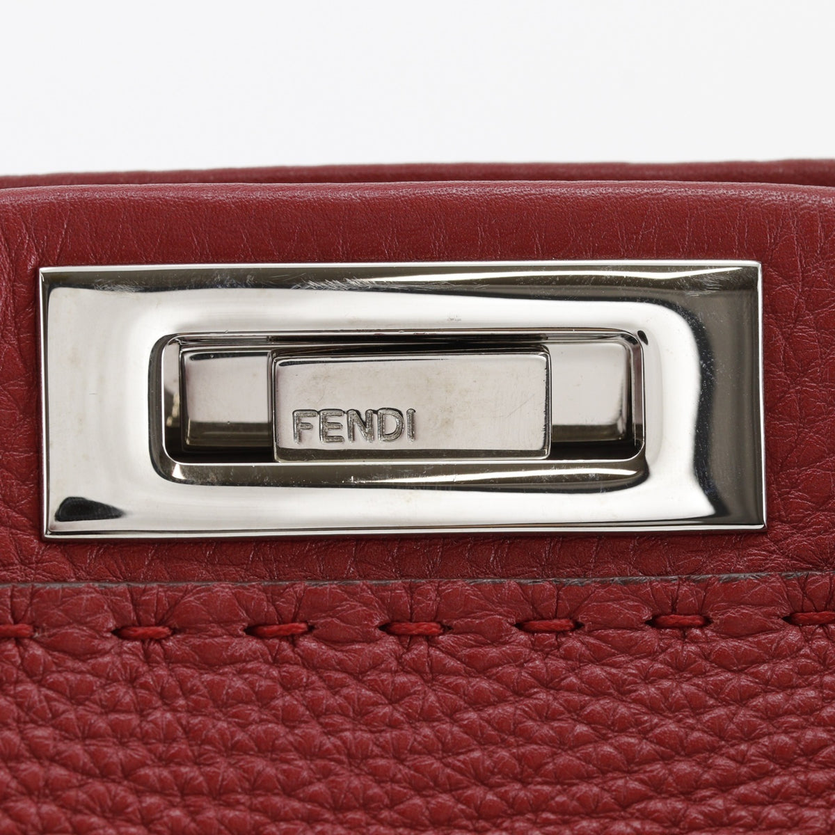 Fendi Red Color Leather Handbag (Pre-Owned)
