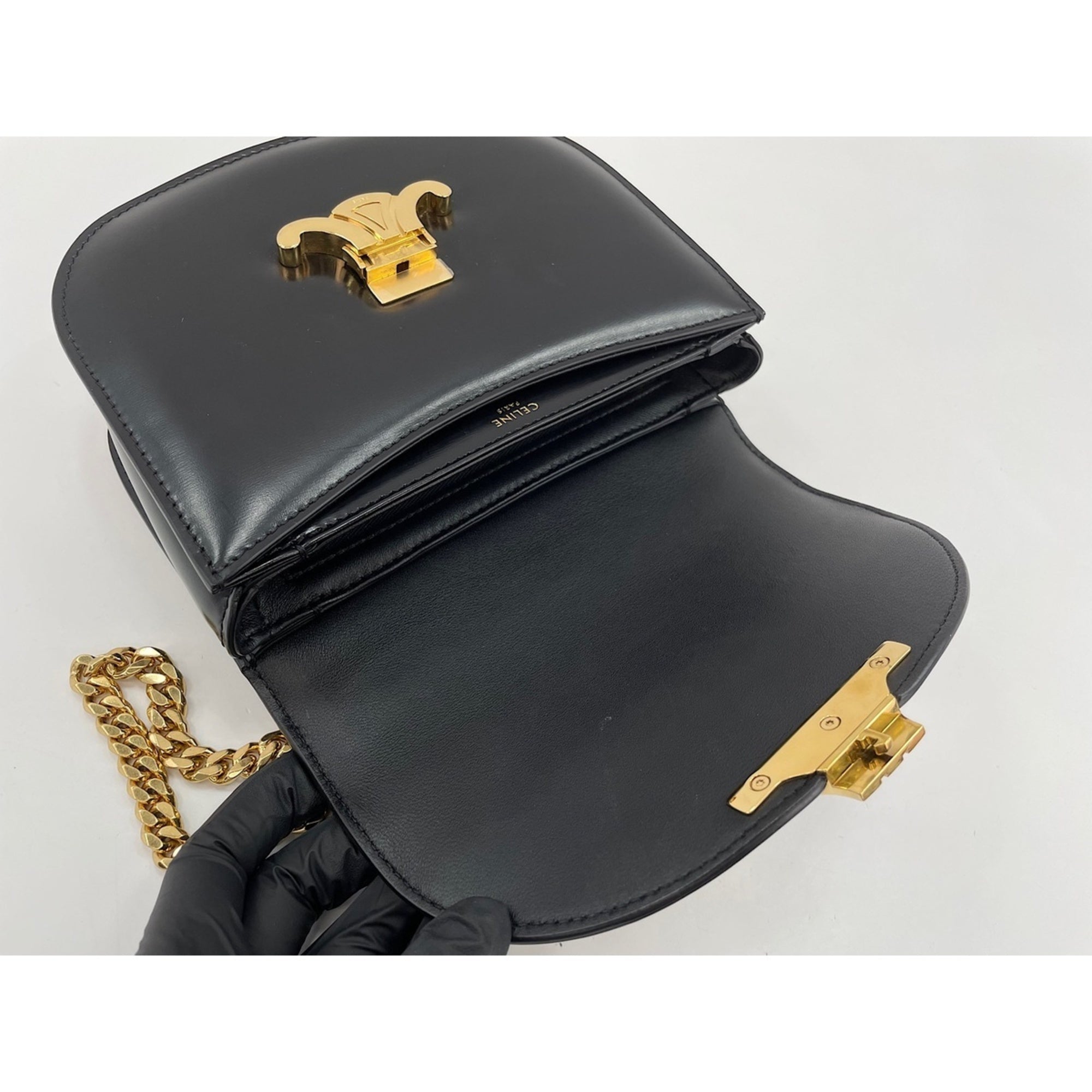 Celine Black Shoulder Bag (Pre-Owned)