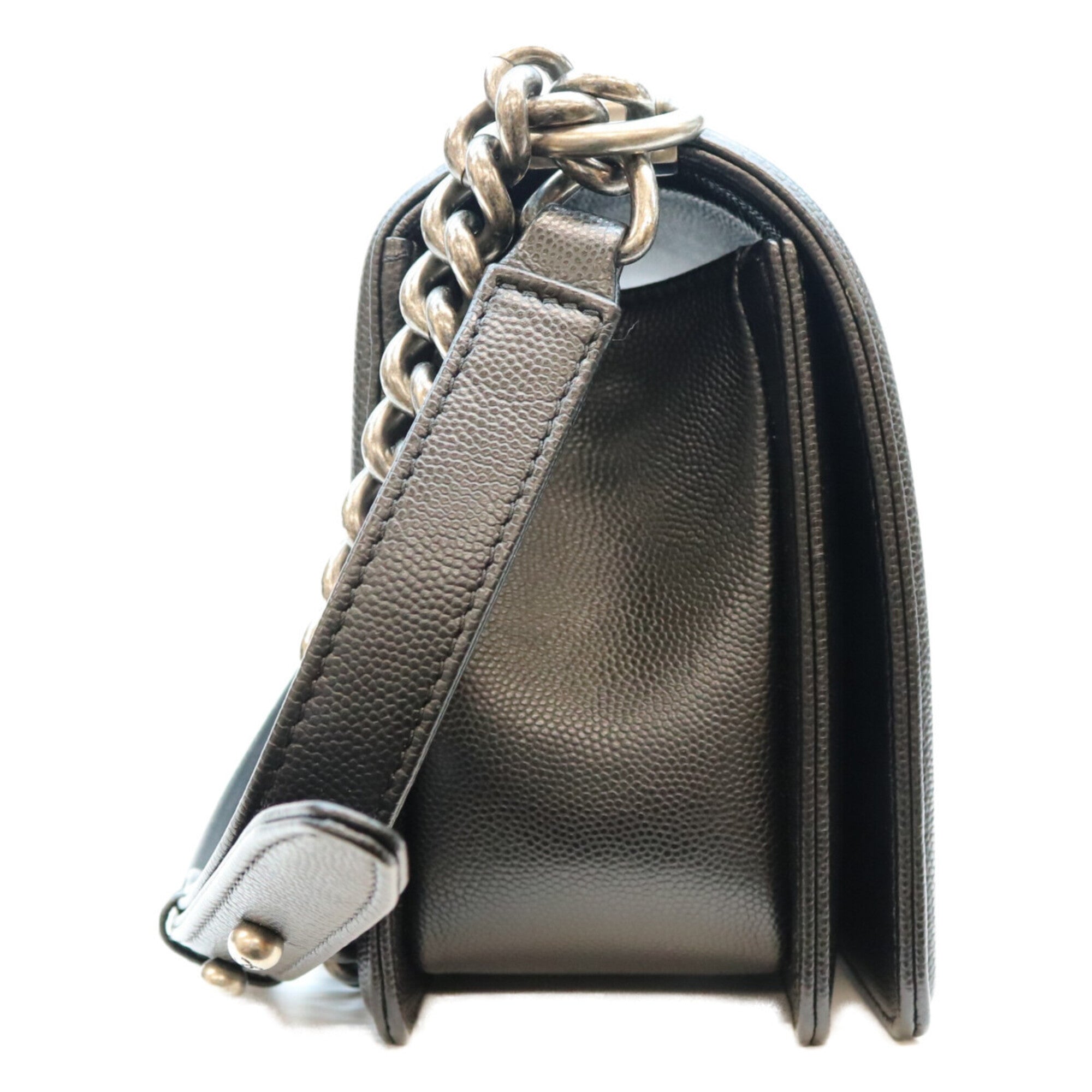 Chanel Black Grained Calfskin Shoulder Bag (Pre-Owned)