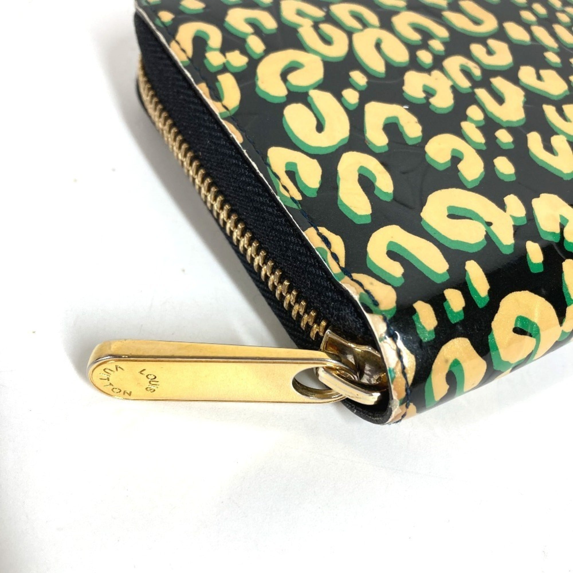 Louis Vuitton Black Green Patent Leather Long Wallet (Bi-Fold) (Pre-Owned)