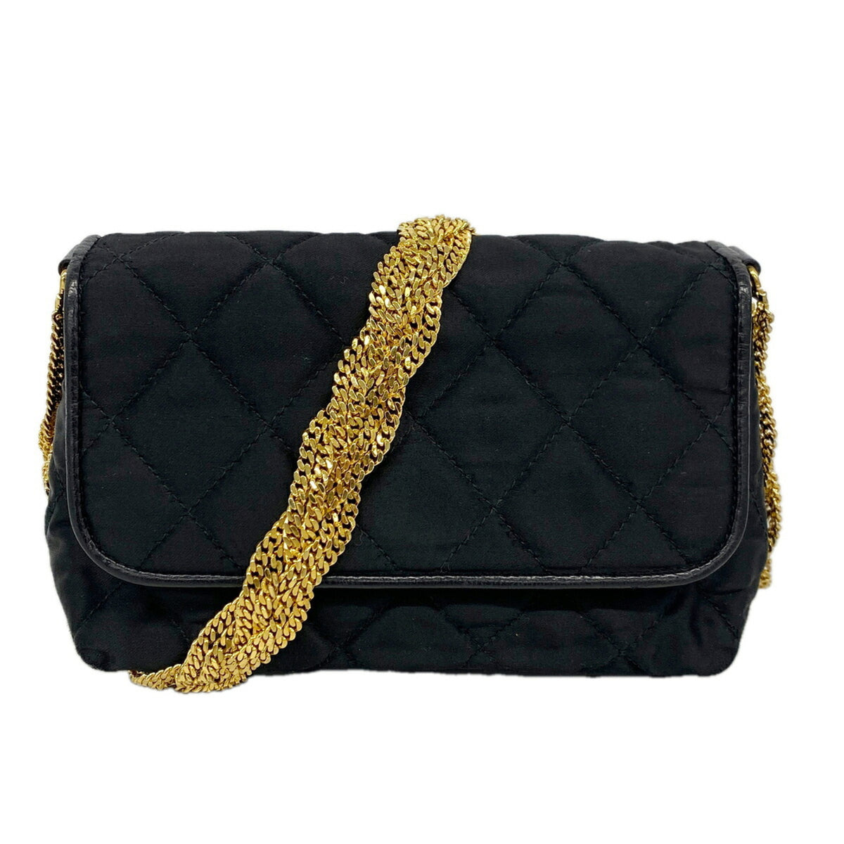 Chanel Black Nylon Shoulder Bag (Pre-Owned)