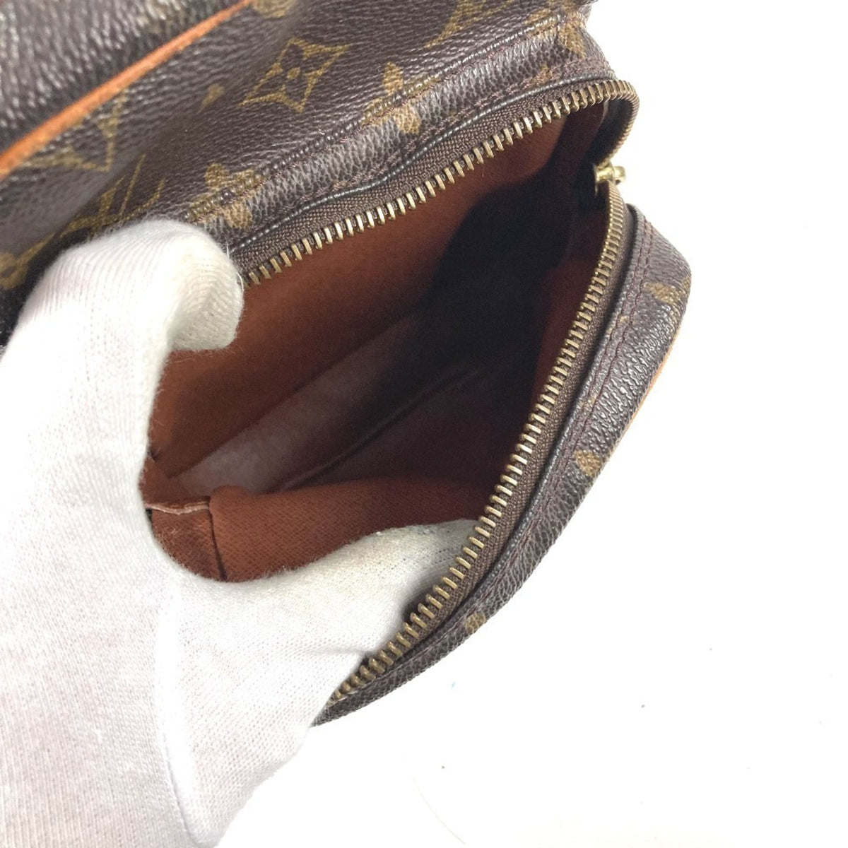 Louis Vuitton Monogram Brown Monogram Pochette Shoulder Bag (Pre-Owned)