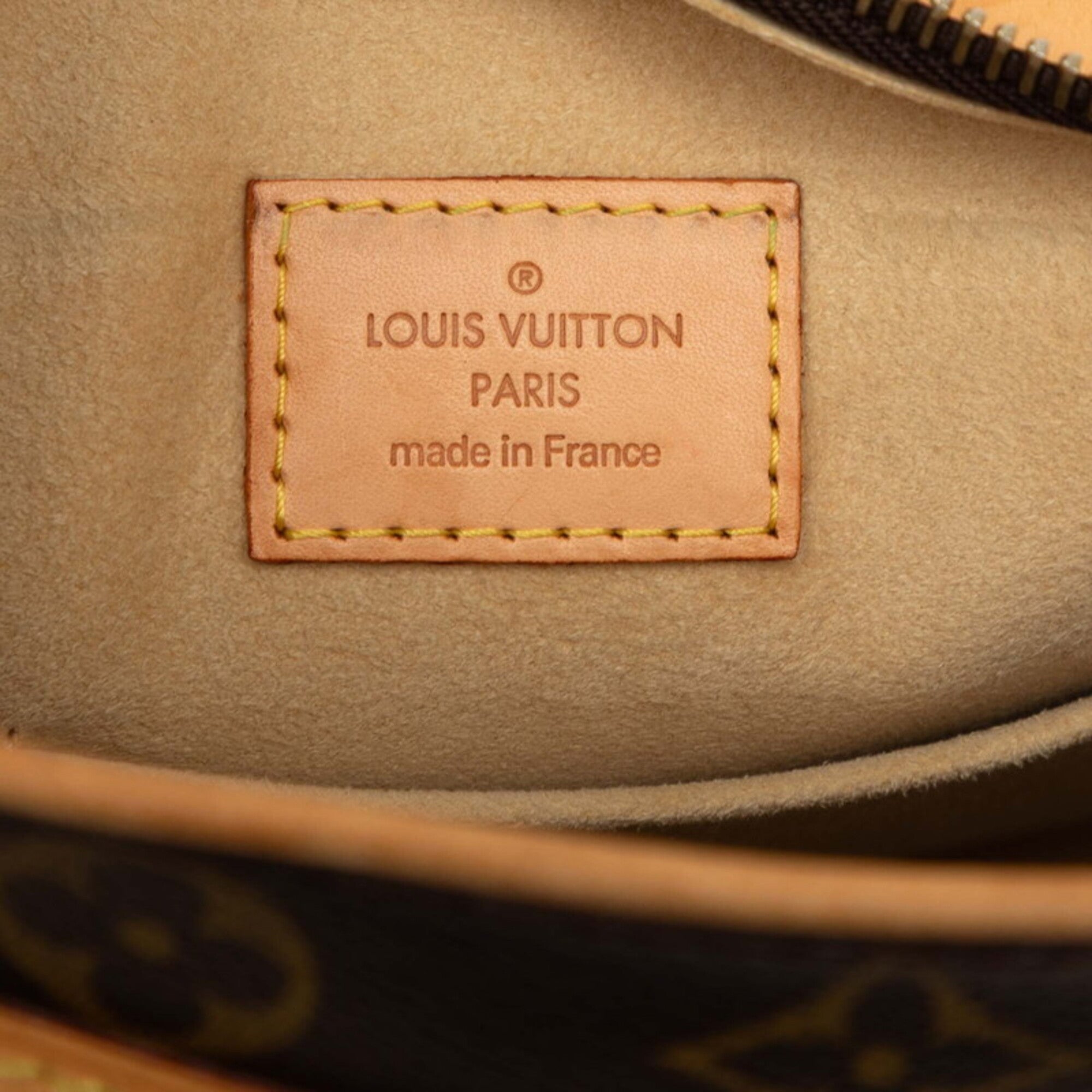 Louis Vuitton Brown Pvc Leather Shoulder Bag (Pre-Owned)
