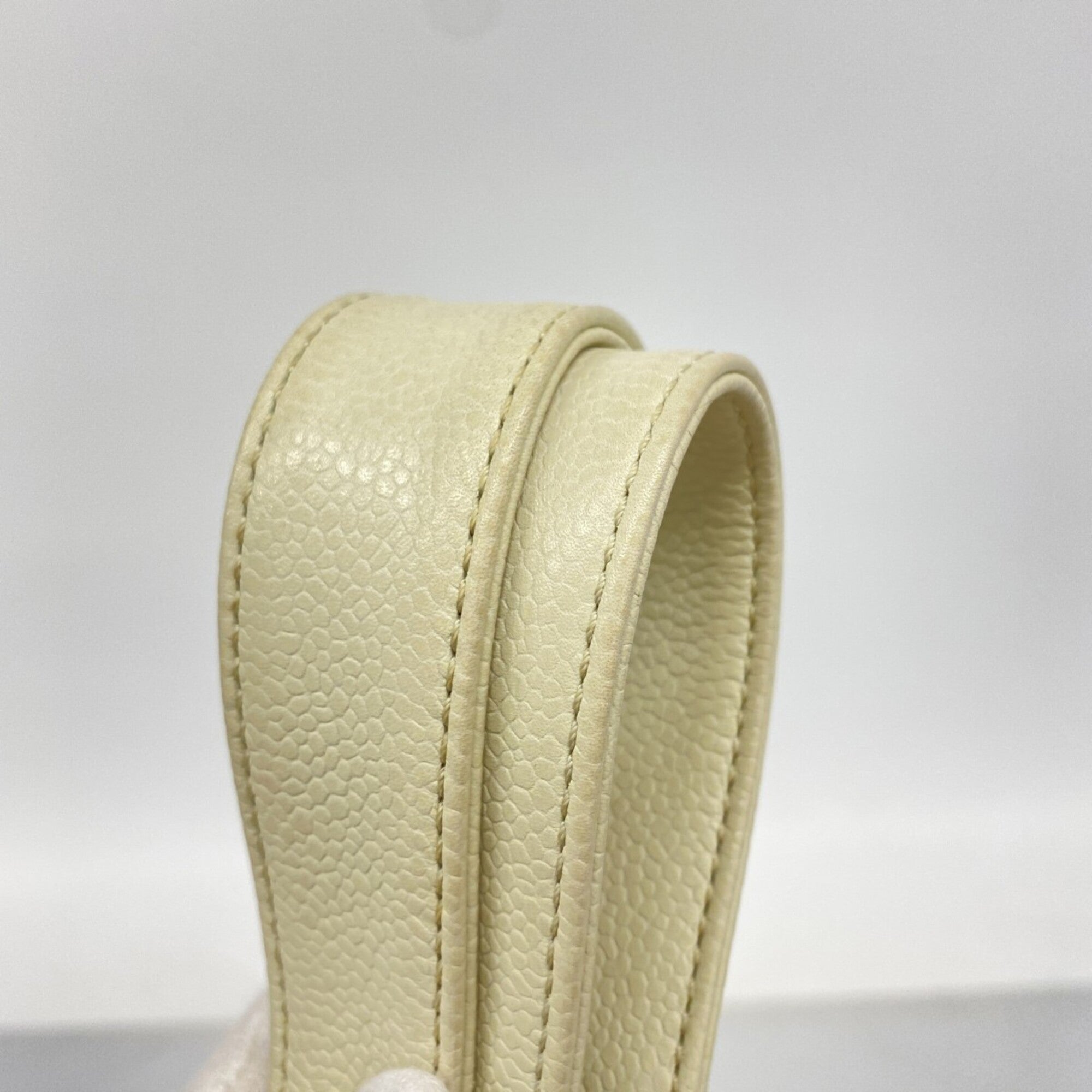 Chanel Ivory Grained Calfskin Tote Bag (Pre-Owned)