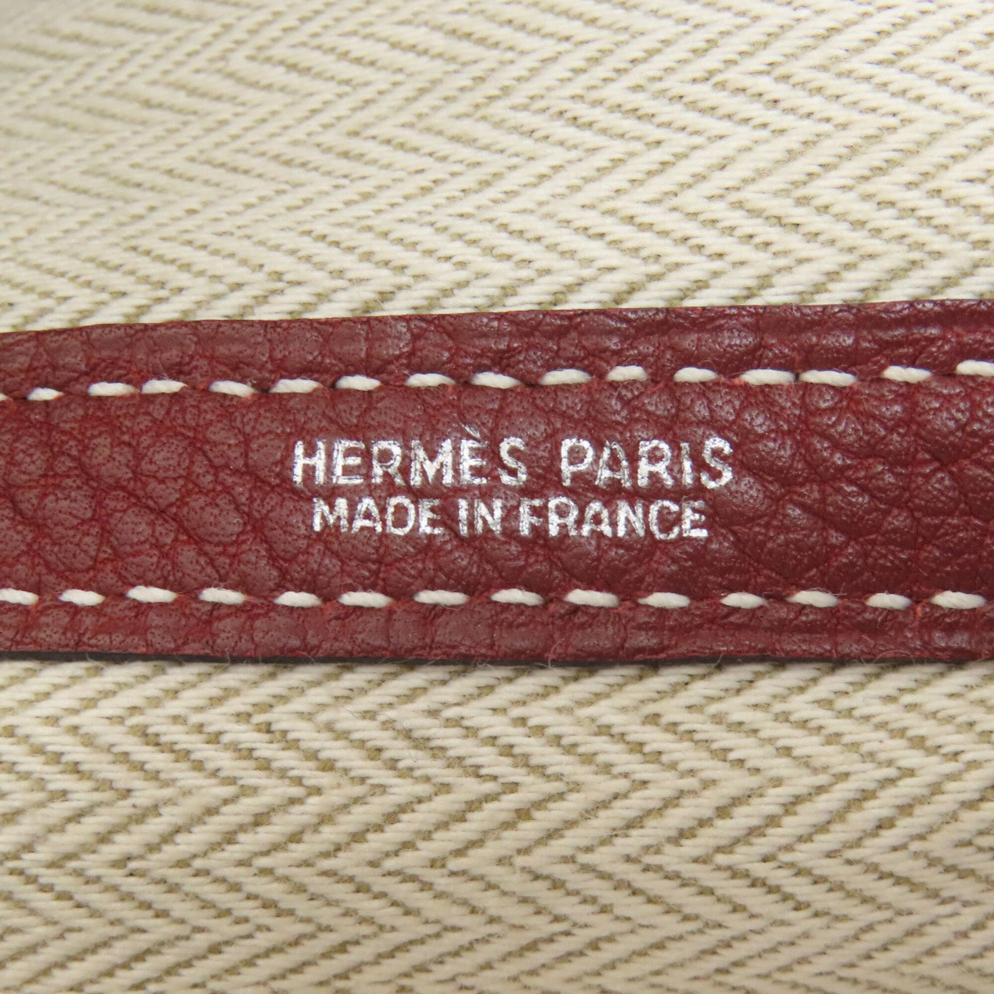 Hermes Bordeaux Negonda Leather Tote Bag (Pre-Owned)
