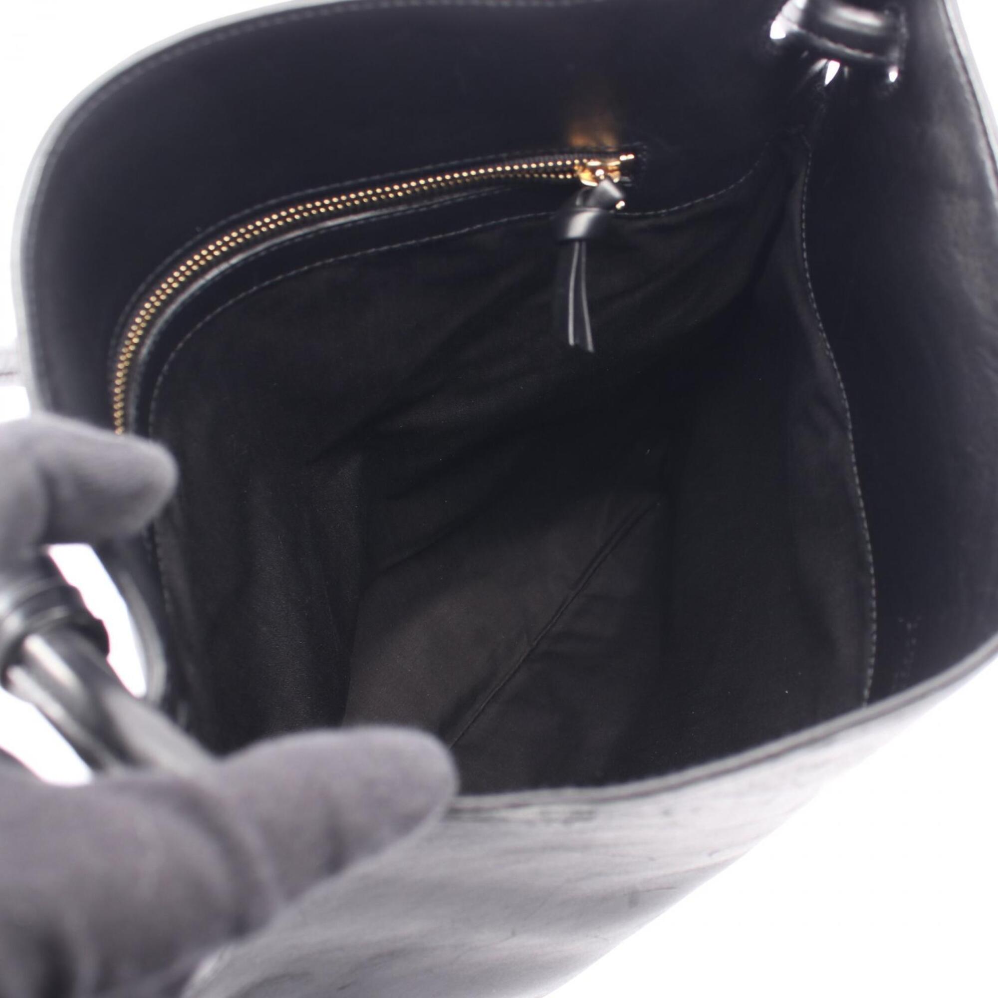 Bottega Veneta Black Leather Shoulder Bag (Pre-Owned)