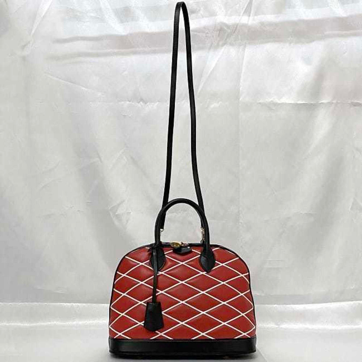Louis Vuitton Black Red Color Leather Handbag Shoulder Bag (Pre-Owned)