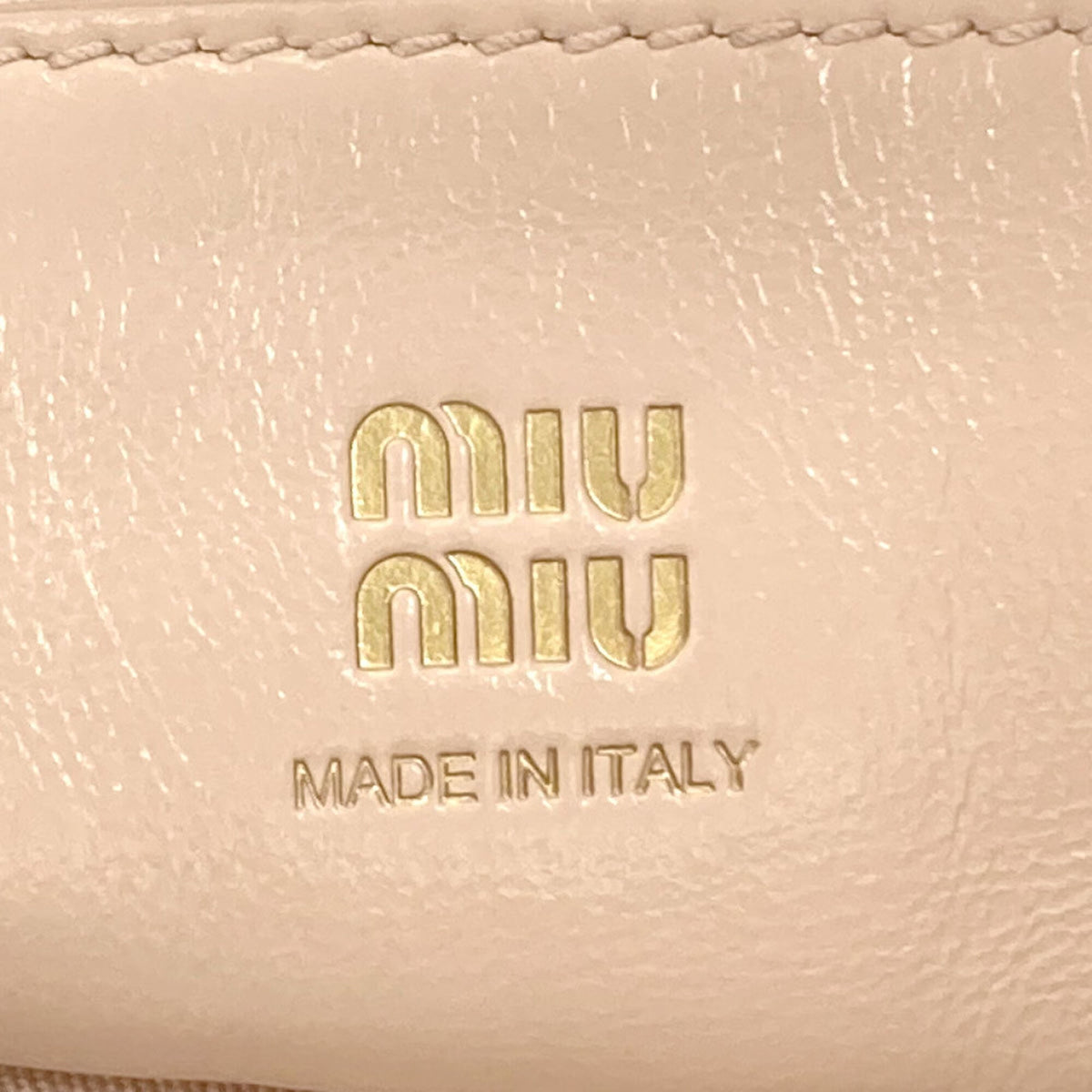 Miu Miu Pink Leather Handbag (Pre-Owned)