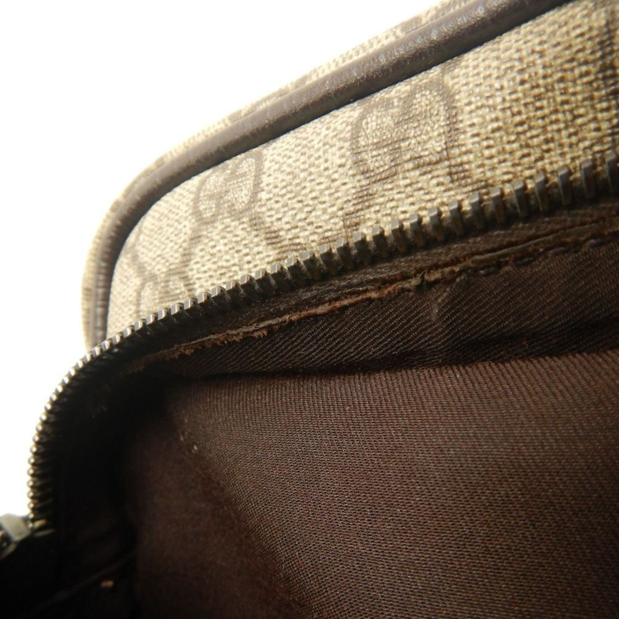 Gucci Brown Gg Supreme Shoulder Bag (Pre-Owned)