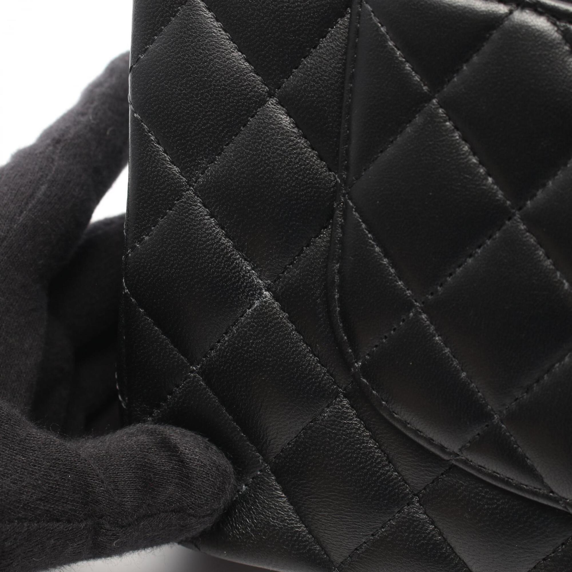 Chanel Black Leather Handbag Shoulder Bag (Pre-Owned)