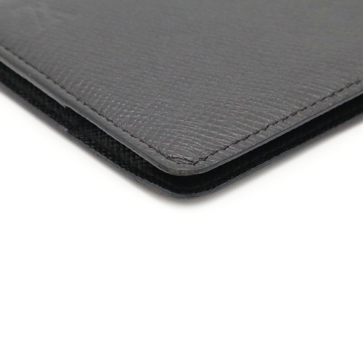Louis Vuitton Noir Taiga Leather Leather Bill Wallet (Bi-Fold) (Pre-Owned)