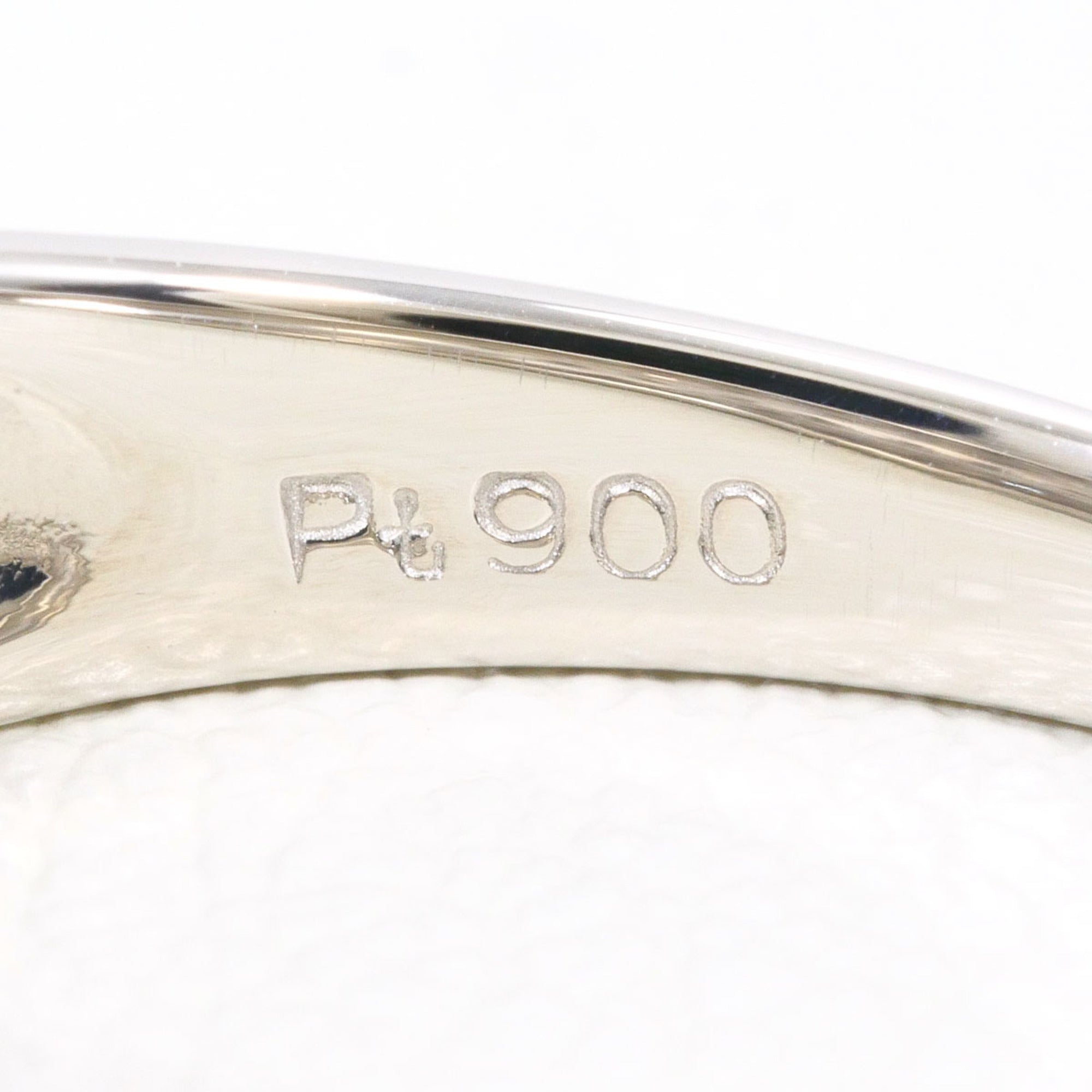 Unbranded Platinum Platinum 900 Band Ring (Pre-Owned)