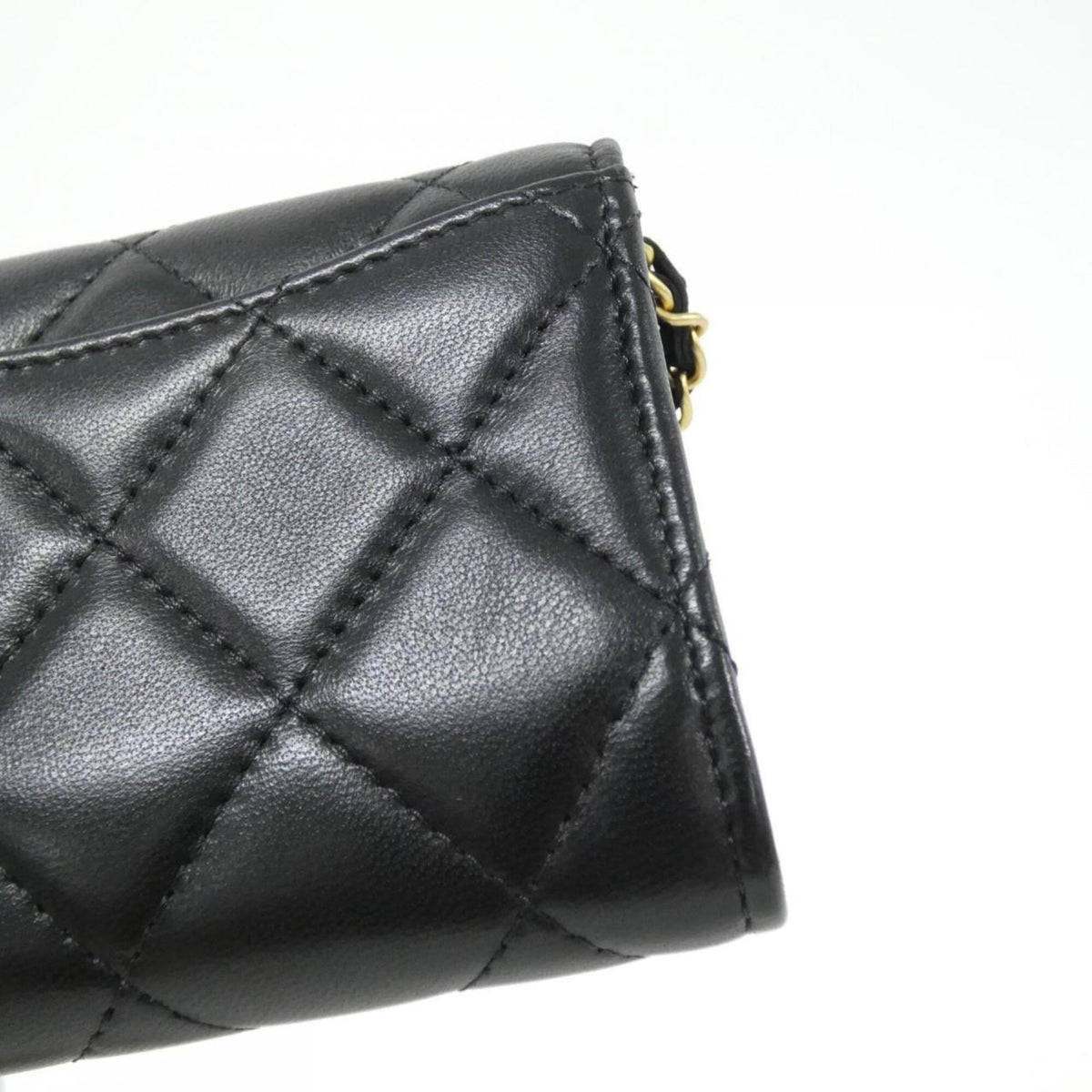Chanel Black Leather Handbag Shoulder Bag (Pre-Owned)