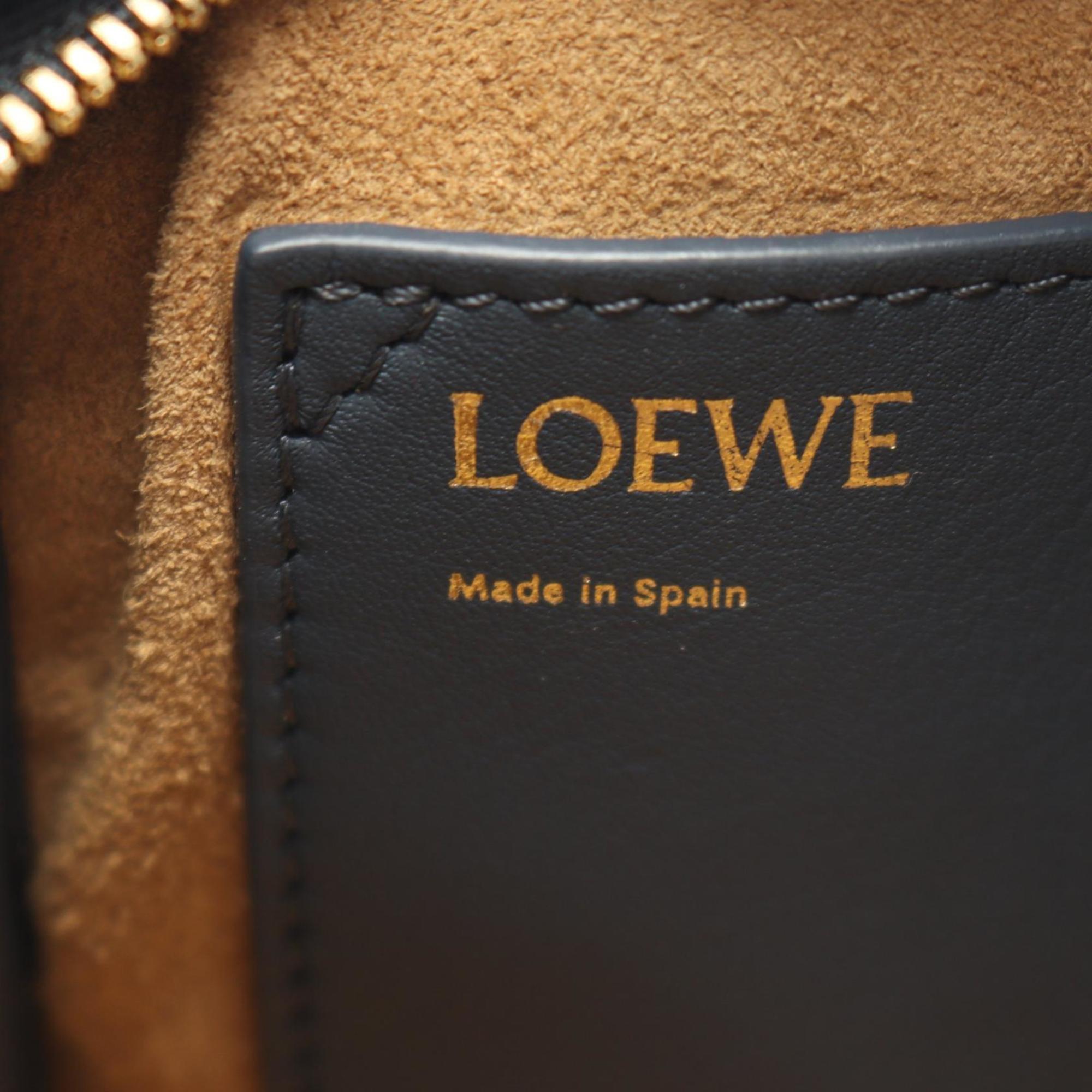 Loewe Blue Leather Handbag (Pre-Owned)